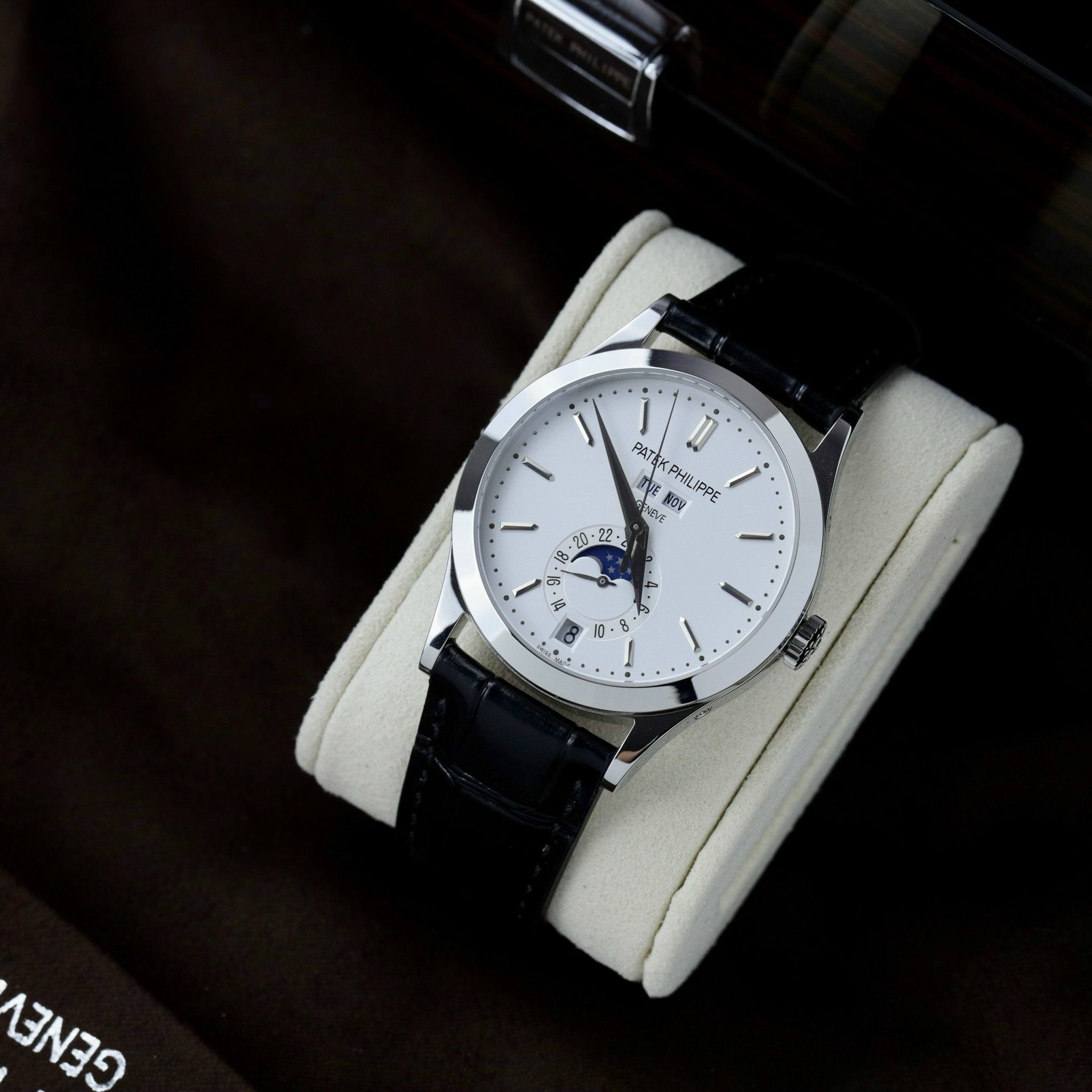 PATEK PHILIPPE COMPLICATIONS 39 MM - Đồng Hồ Patek Philippe - Nam - DHNTT667