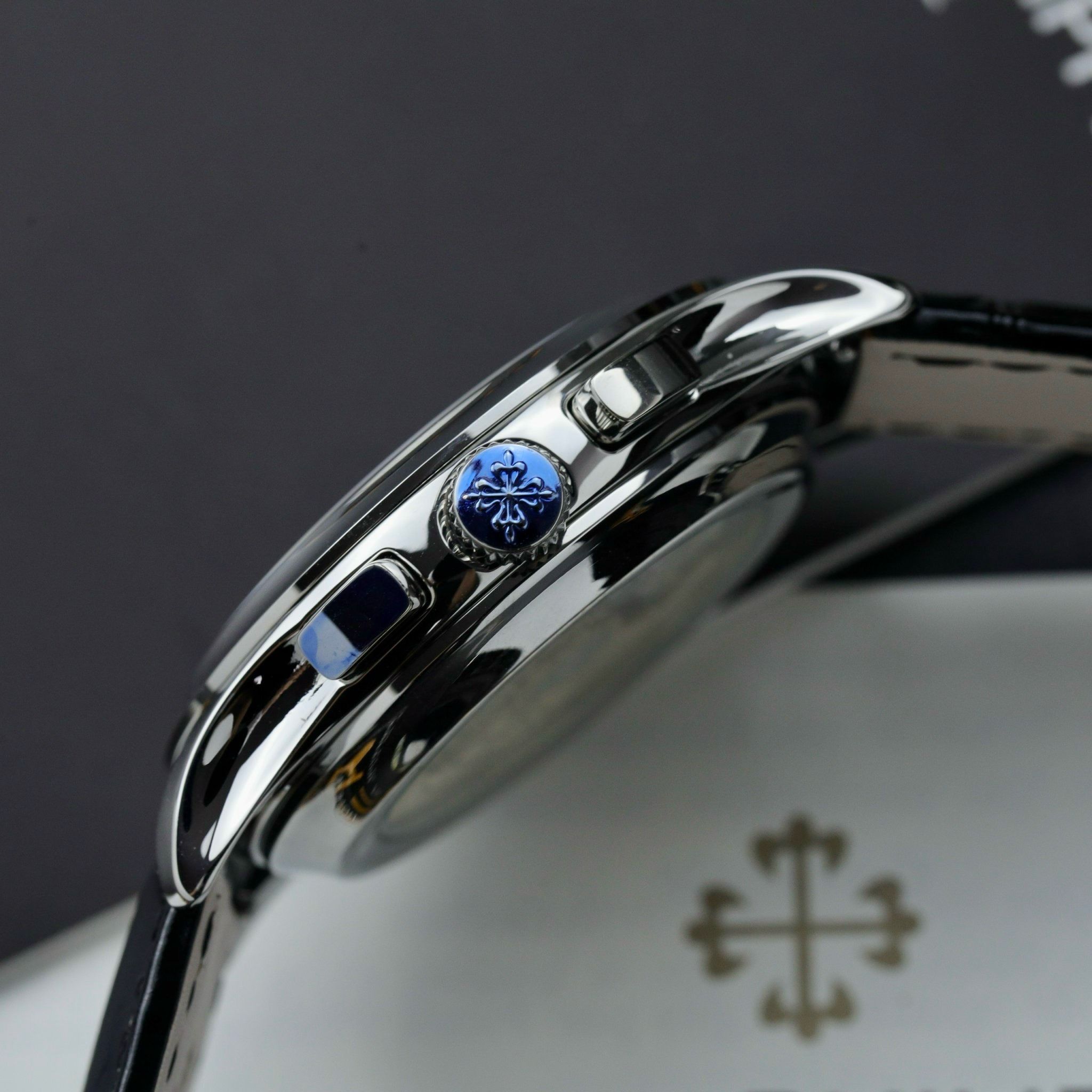 PATEK PHILIPPE COMPLICATIONS 42 MM - Đồng Hồ Patek Philippe - Nam - DHNTT1724