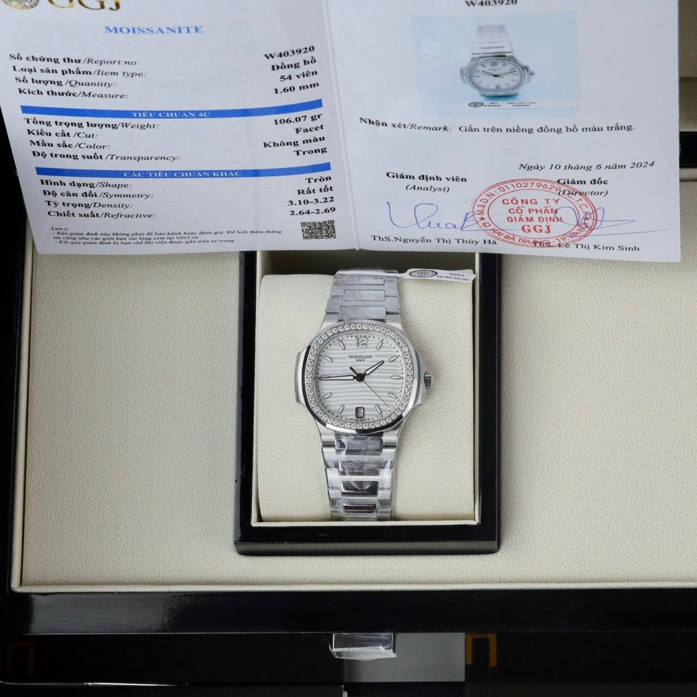 PATEK PHILIPPE NAUTILUS 35 MM - Đồng Hồ Patek Philippe - Nữ - DHT657