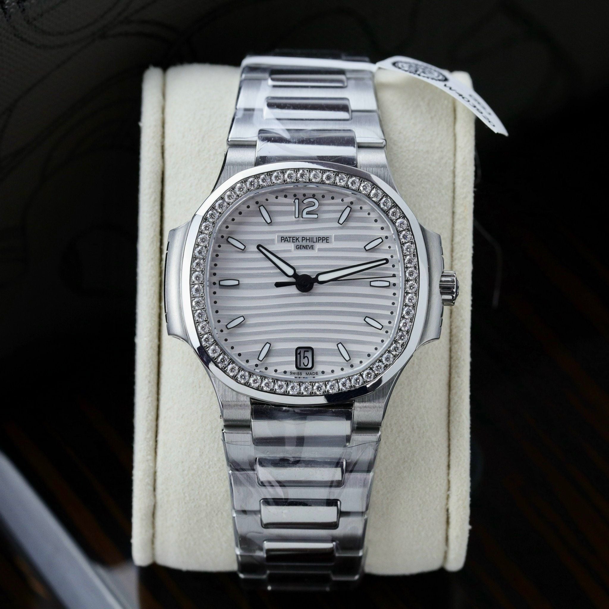 PATEK PHILIPPE NAUTILUS 35 MM - Đồng Hồ Patek Philippe - Nữ - DHT657