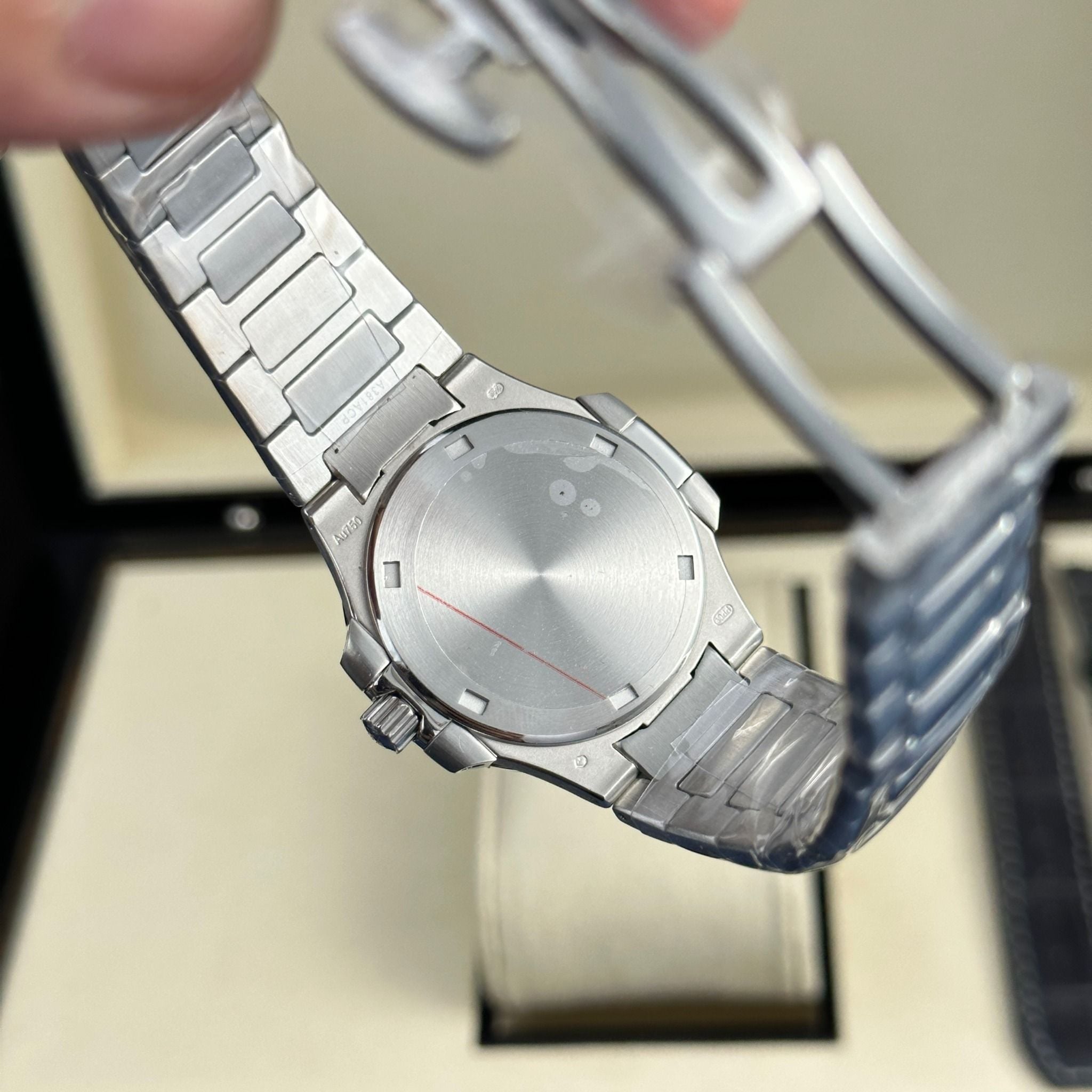 PATEK PHILIPPE NAUTILUS 32 MM - Đồng Hồ Patek Philippe - Nữ - DHTT631