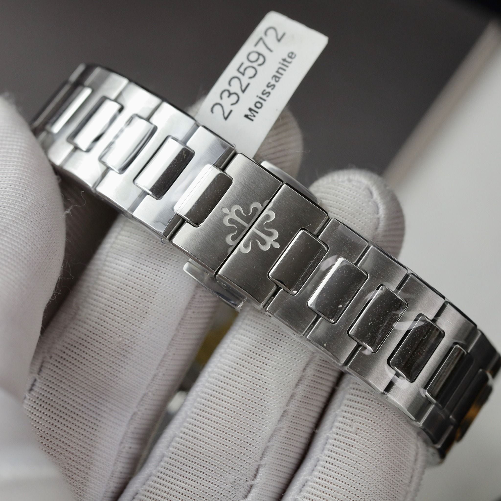 PATEK PHILIPPE NAUTILUS 35 MM - Đồng Hồ Patek Philippe - Nữ - DHTT508