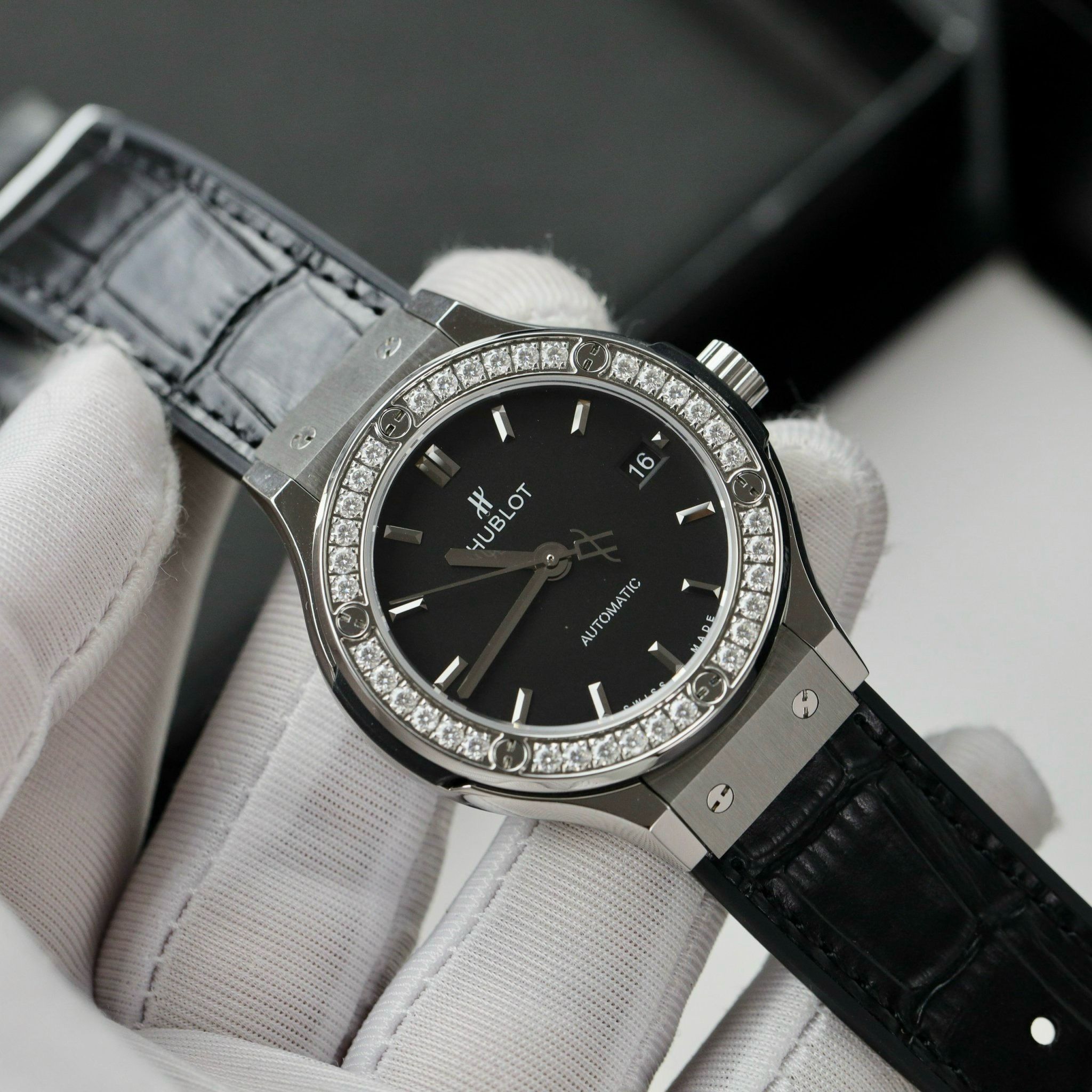HUBLOT CLASSIC FUSION 38 MM - Đồng Hồ Hublot - Nữ - DHTT113