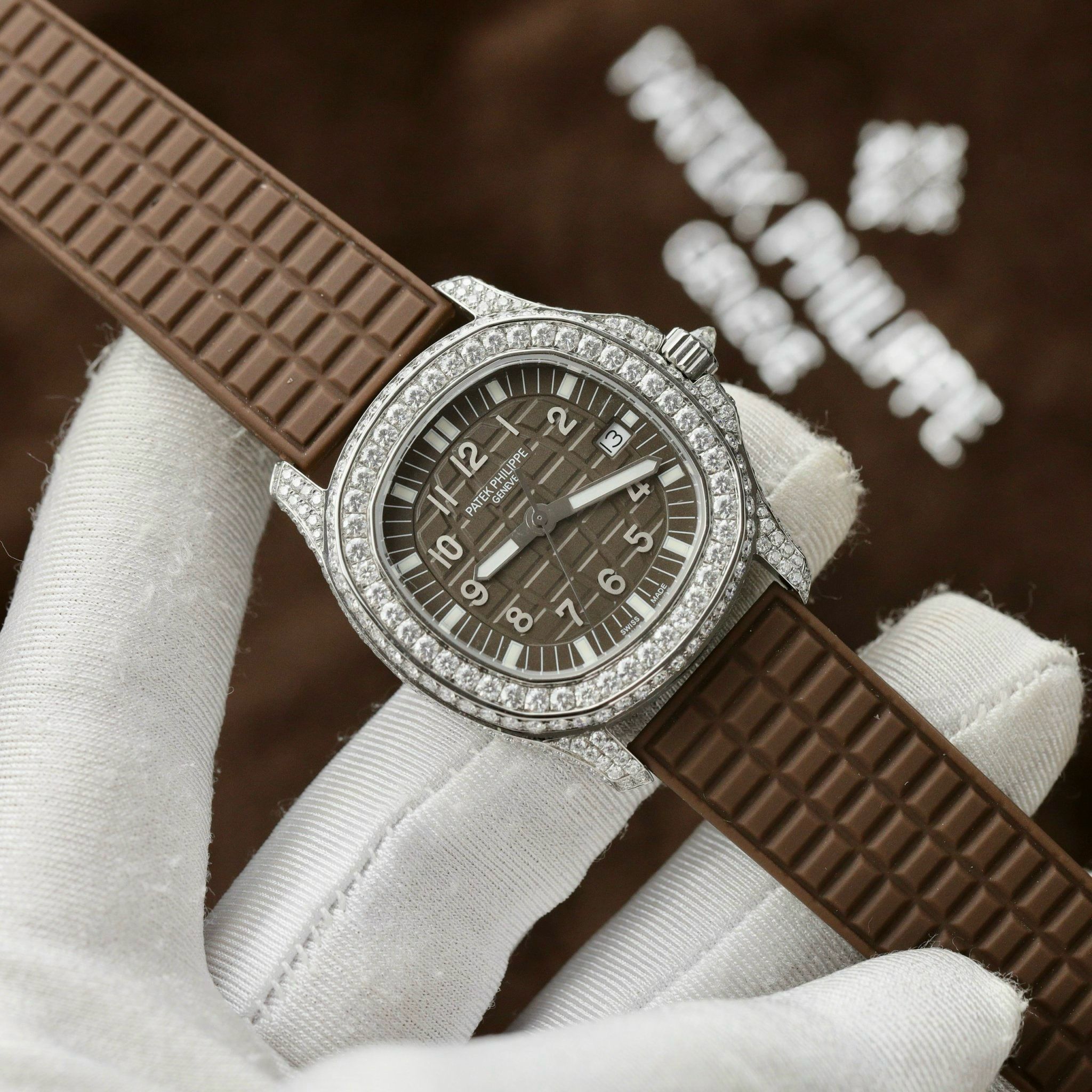 PATEK PHILIPPE AQUANAUT 36 MM - Đồng Hồ Patek Philippe - Nữ - DHTT103