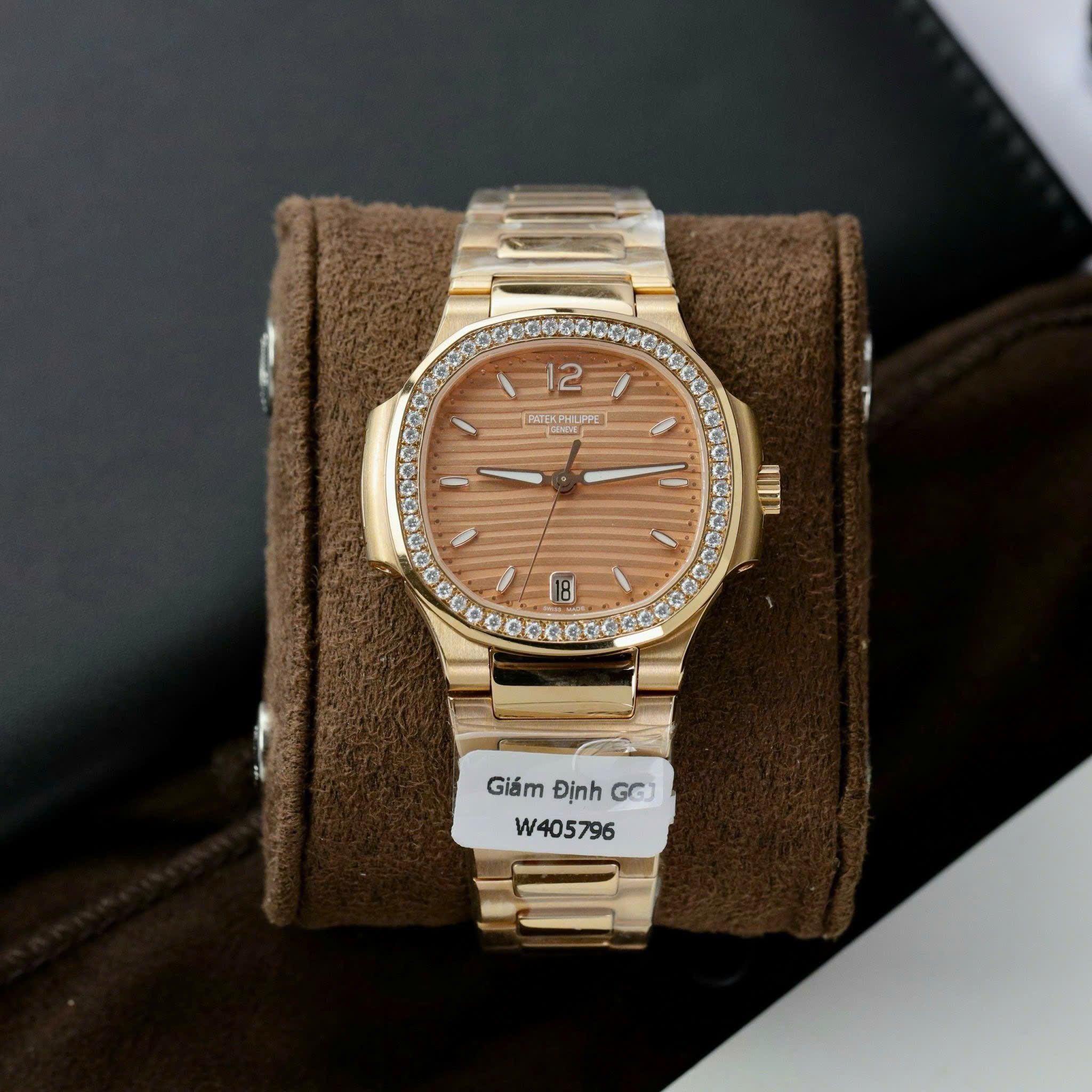 PATEK PHILIPPE NAUTILUS 35 MM - Đồng Hồ Patek Philippe - Nữ - DHTT164