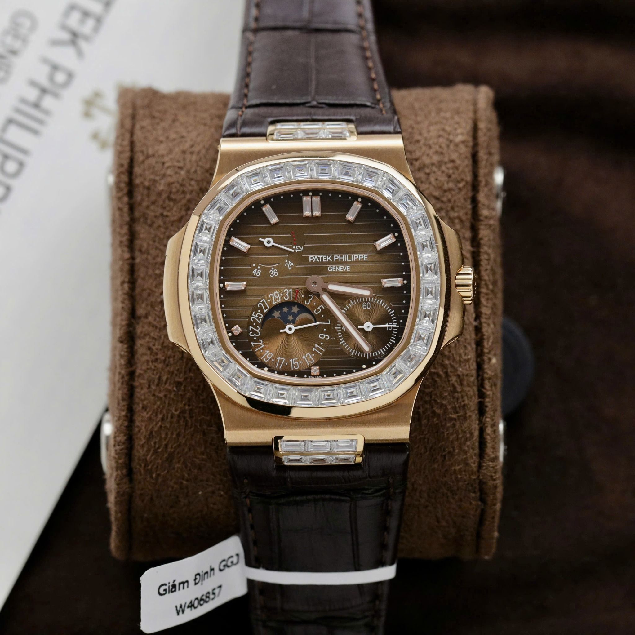 PATEK PHILIPPE NAUTILUS 40 MM - Đồng Hồ Patek Philippe - Nam - DHNTT401