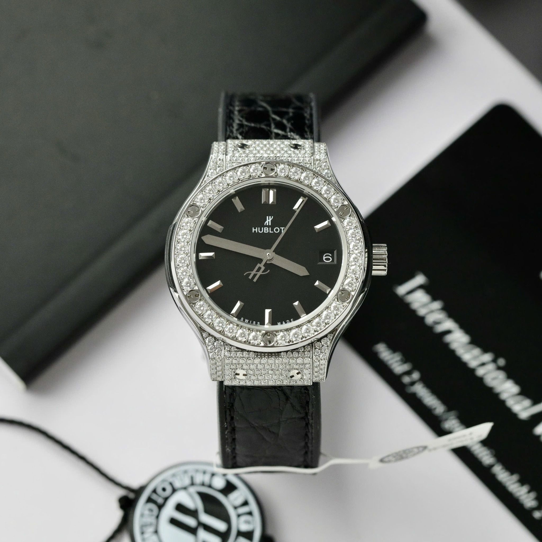 HUBLOT CLASSIC FUSION 33 MM - Đồng Hồ Hublot - Nữ - DHTT638