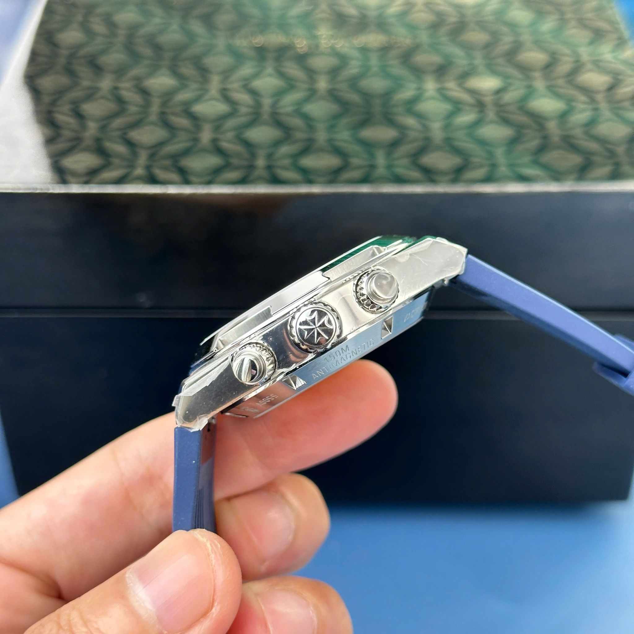 VACHERON CONSTANTIN OVERSEAS 42 MM - Đồng Hồ Vacheron Constantin - Nam - DHNTT1432