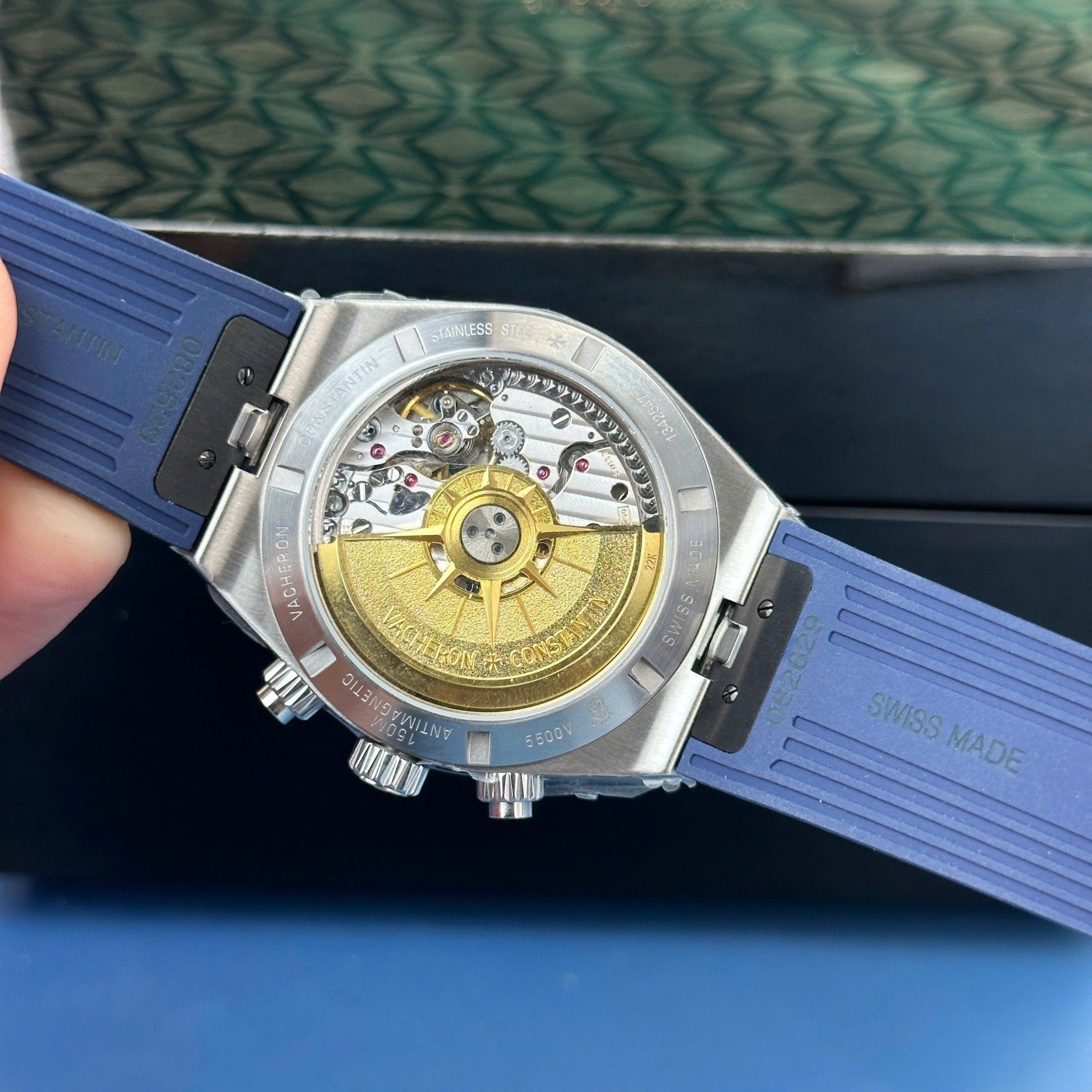 VACHERON CONSTANTIN OVERSEAS 42 MM - Đồng Hồ Vacheron Constantin - Nam - DHNTT1432