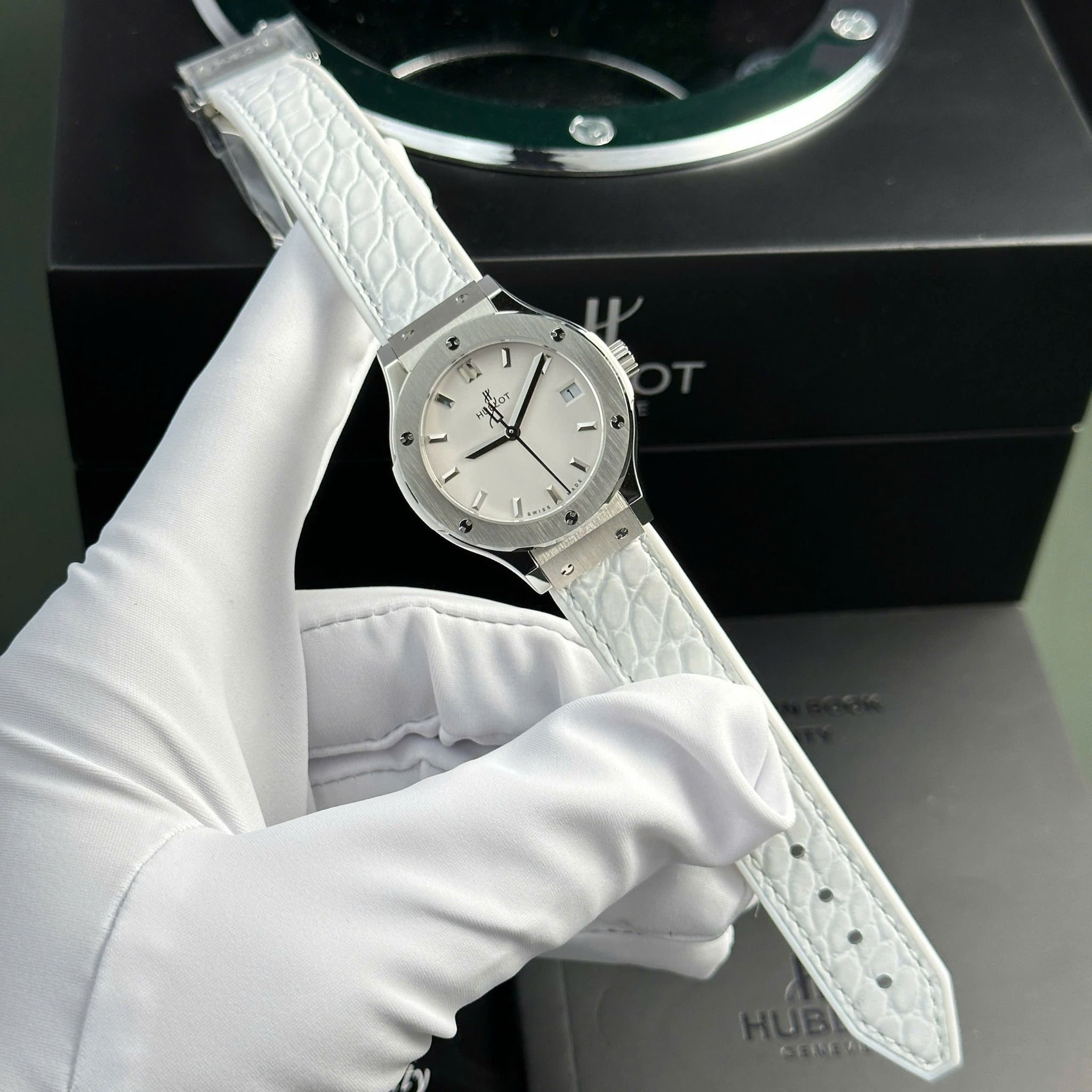 HUBLOT CLASSIC FUSION 33 MM - Đồng Hồ Hublot - Nữ - DHTT172