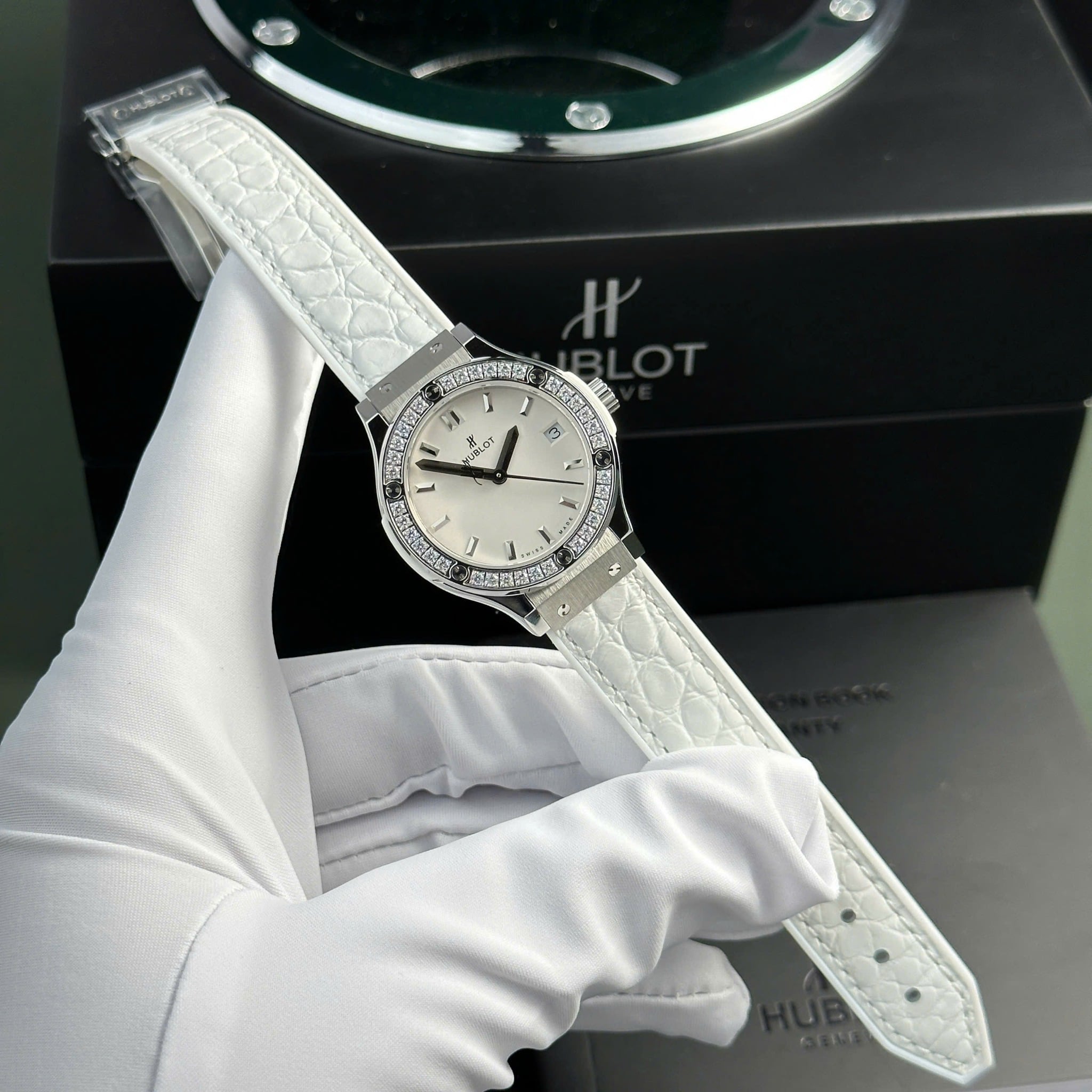 HUBLOT CLASSIC FUSION 33 MM - Đồng Hồ Hublot - Nữ - DHTT170