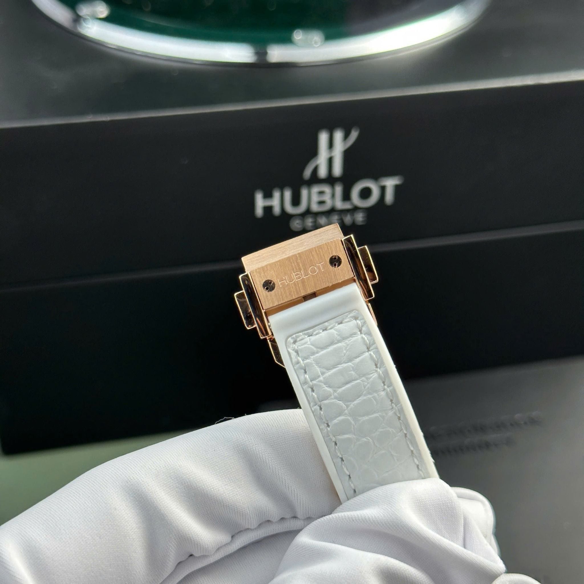 HUBLOT CLASSIC FUSION 33 MM - Đồng Hồ Hublot - Nữ - DHTT595