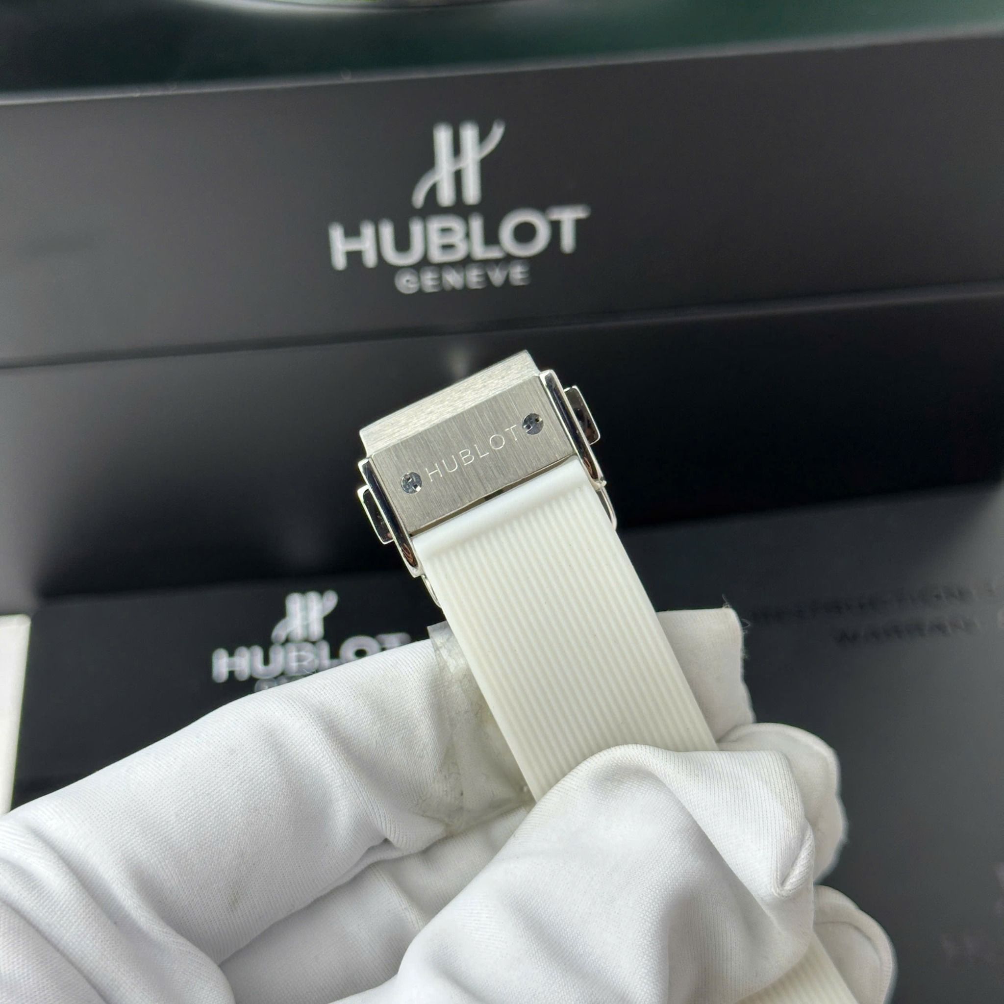 HUBLOT CLASSIC FUSION 38 MM - Đồng Hồ Hublot - Nữ - DHTT176
