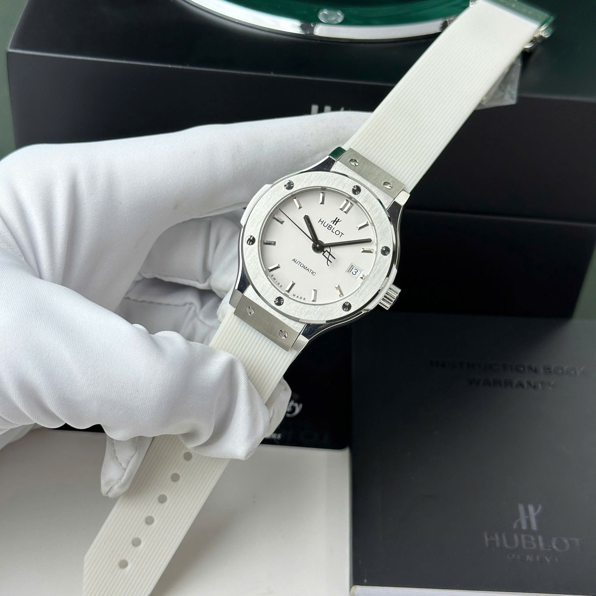 HUBLOT CLASSIC FUSION 38 MM - Đồng Hồ Hublot - Nữ - DHTT176
