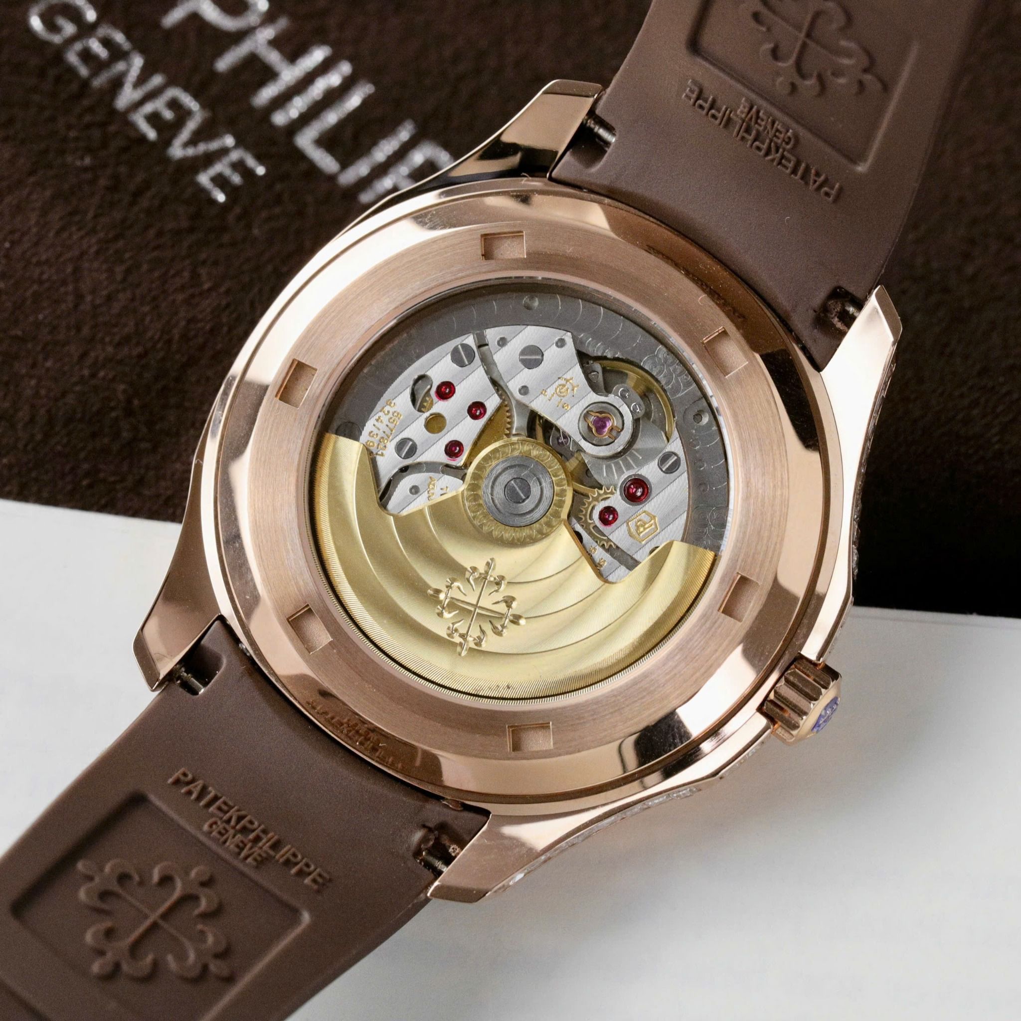 PATEK PHILIPPE AQUANAUT 41 MM - Đồng Hồ Patek Philippe - Nam - DHNTT422
