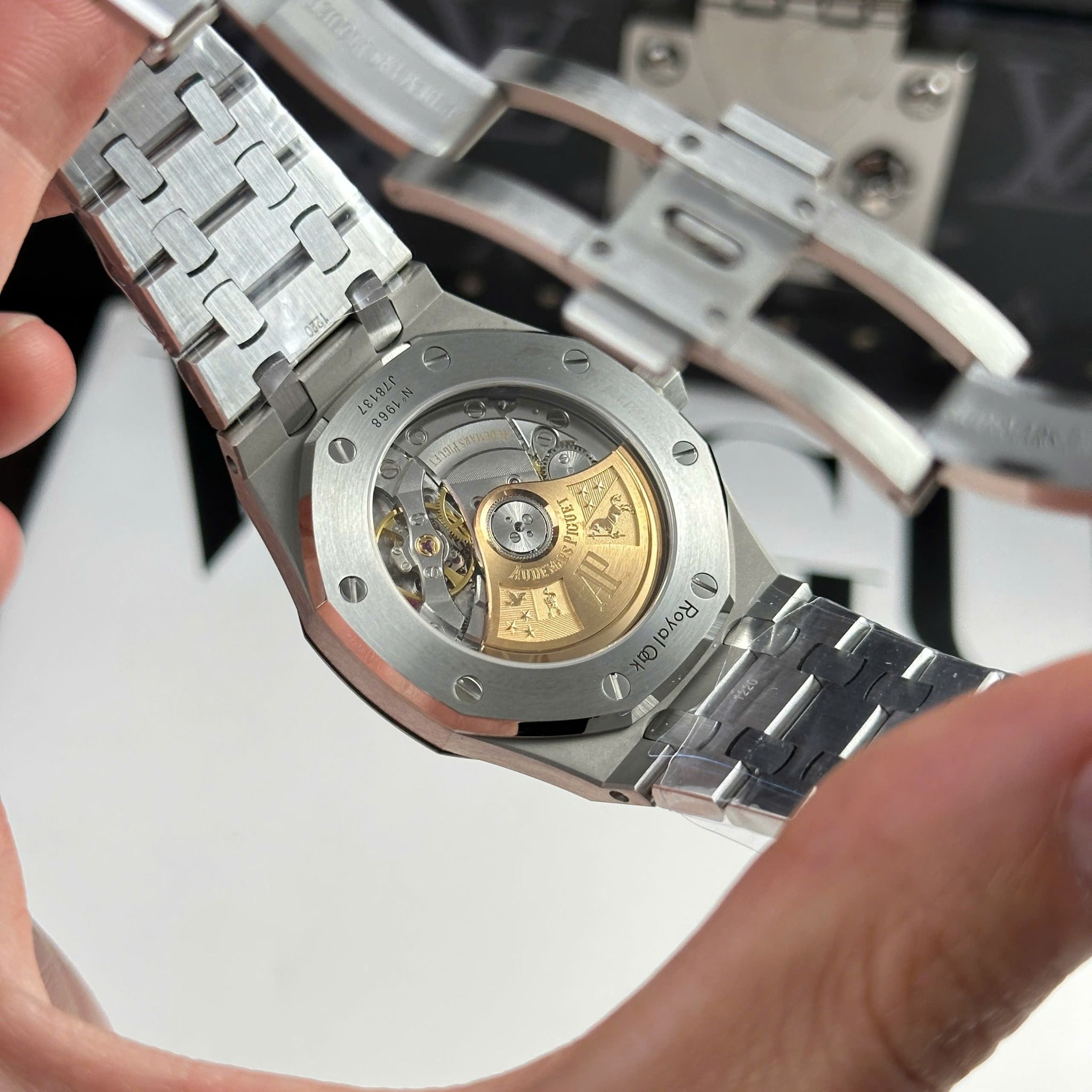AUDEMARS PIGUET ROYAL OAK 37 MM - Đồng Hồ Audemars Piguet - Nam - DHNTT510