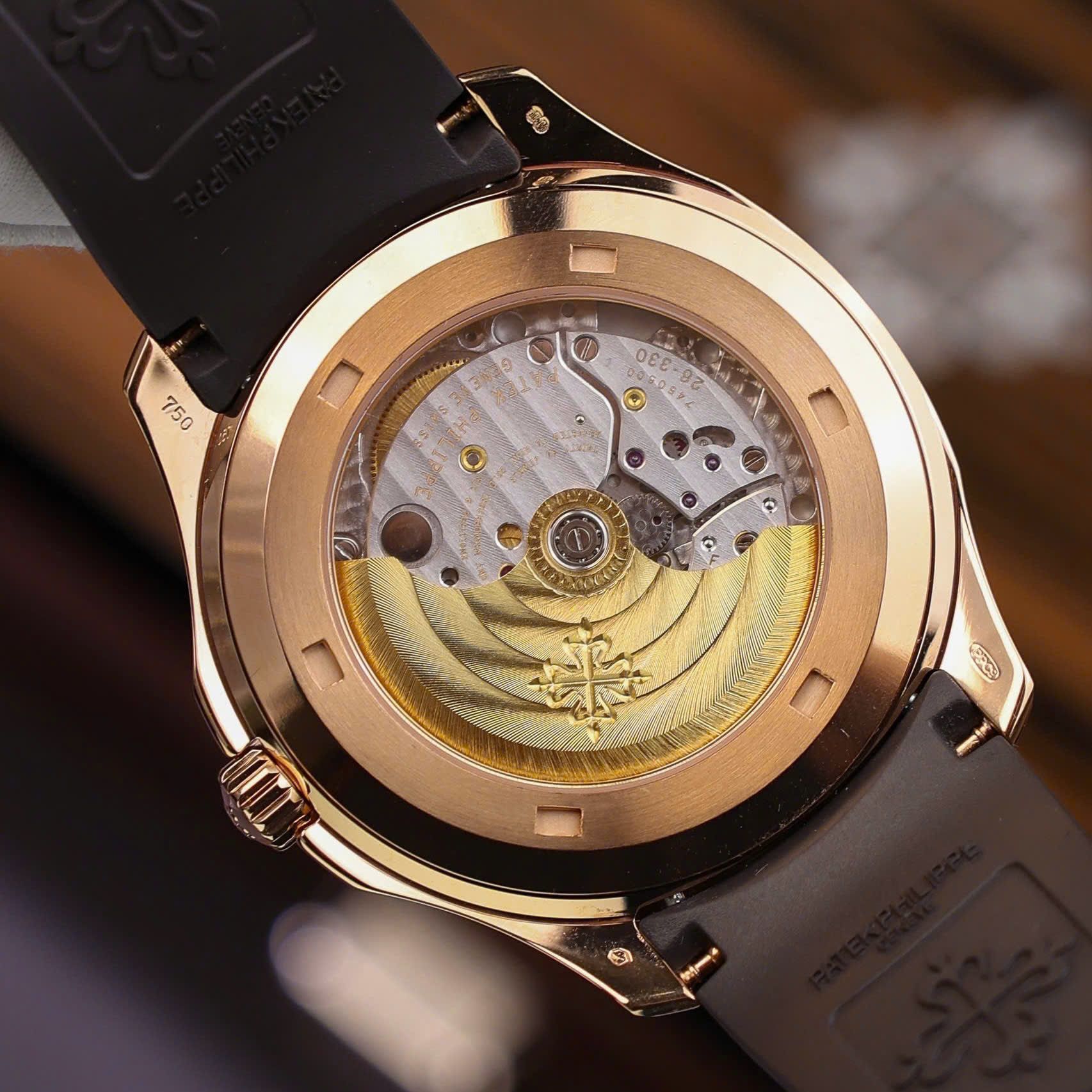 PATEK PHILIPPE AQUANAUT 41 MM - Đồng Hồ Patek Philippe - Nam - DHNTT654