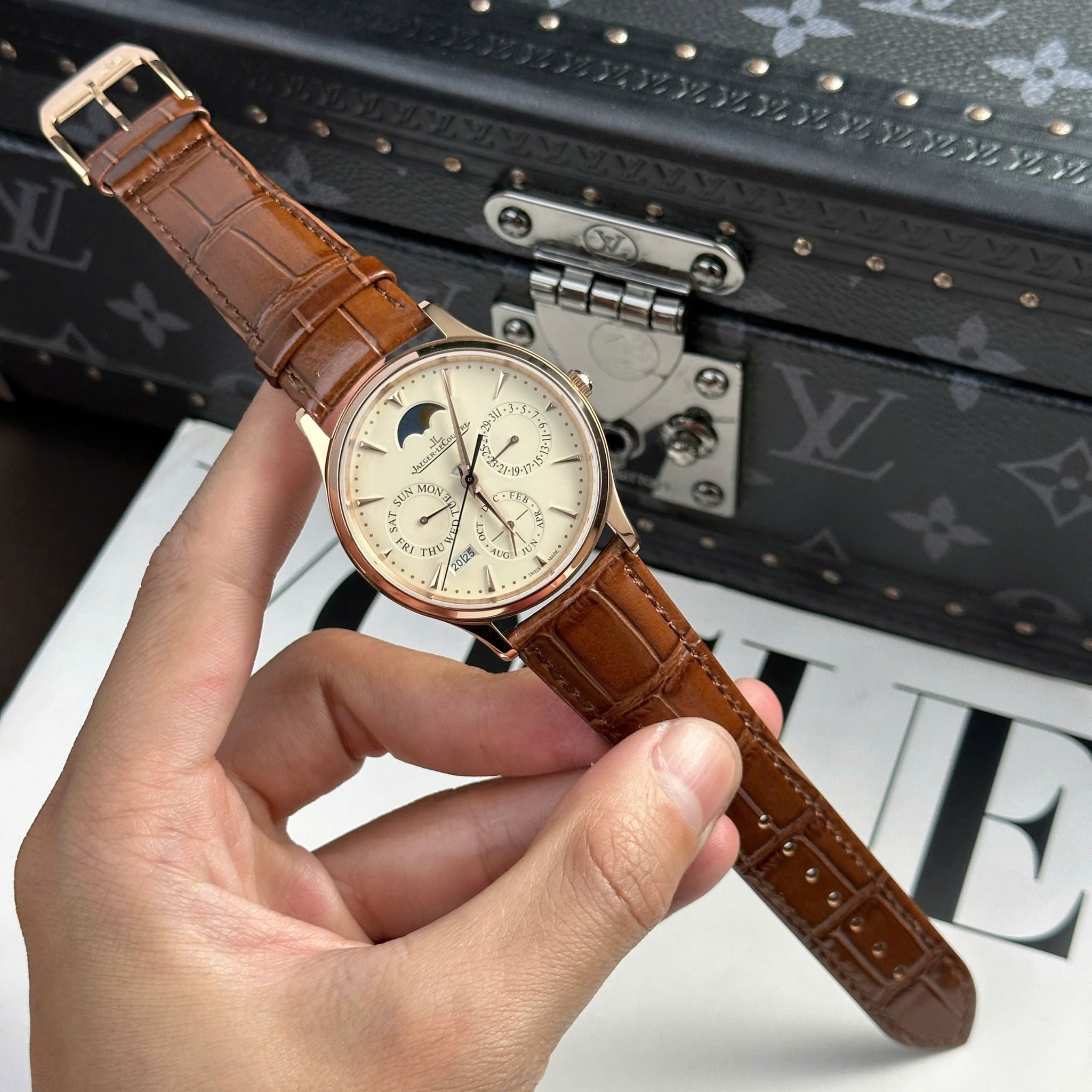 JAEGER-LECOULTRE MASTER ULTRA THIN 39 MM - Đồng Hồ Jaeger-LeCoultre - Nam - DHNTT579