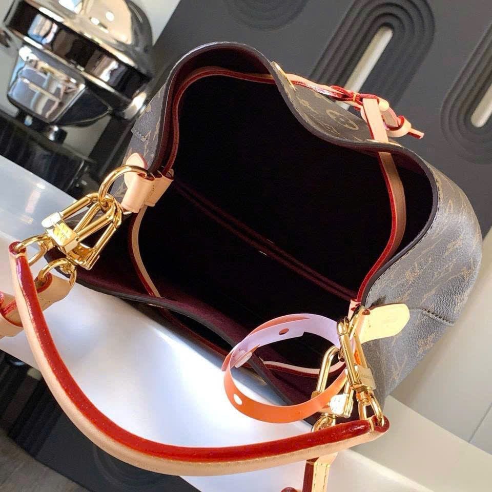 Túi Nữ Louis Vuitton - TNTT223