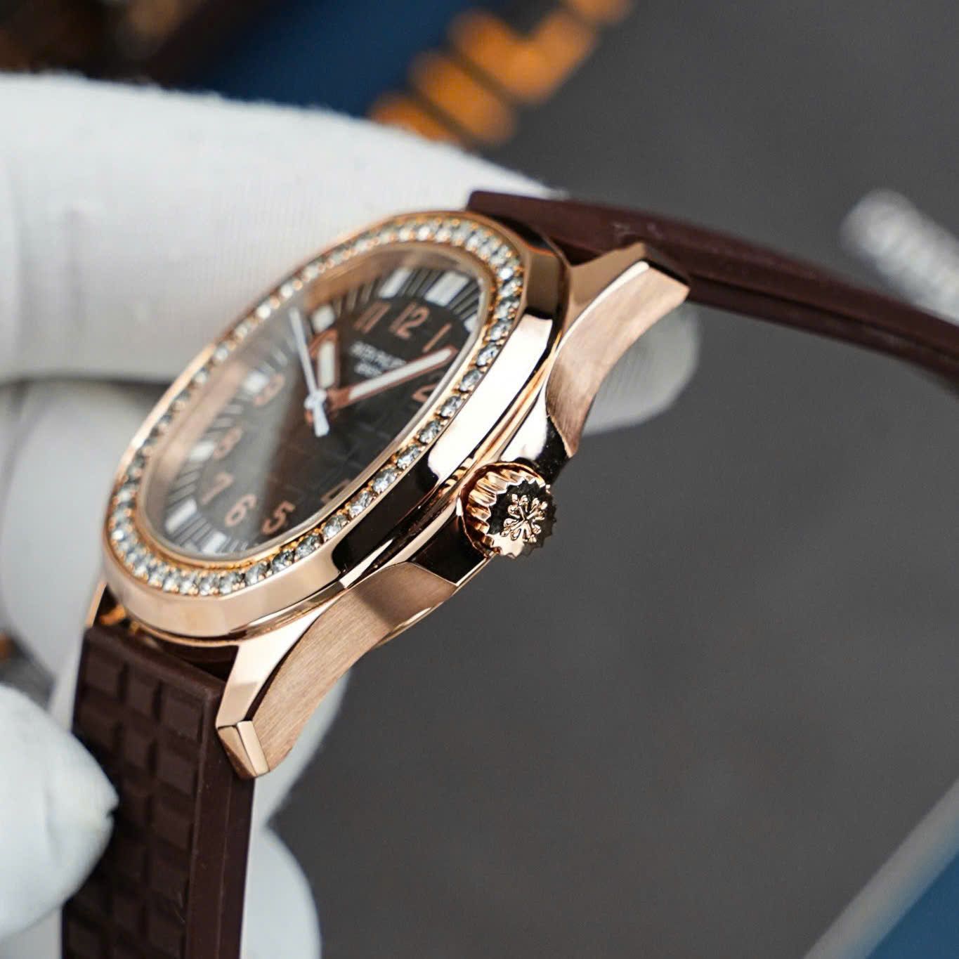 PATEK PHILIPPE AQUANAUT 36 MM - Đồng Hồ Patek Philippe - Nữ - DHTT589