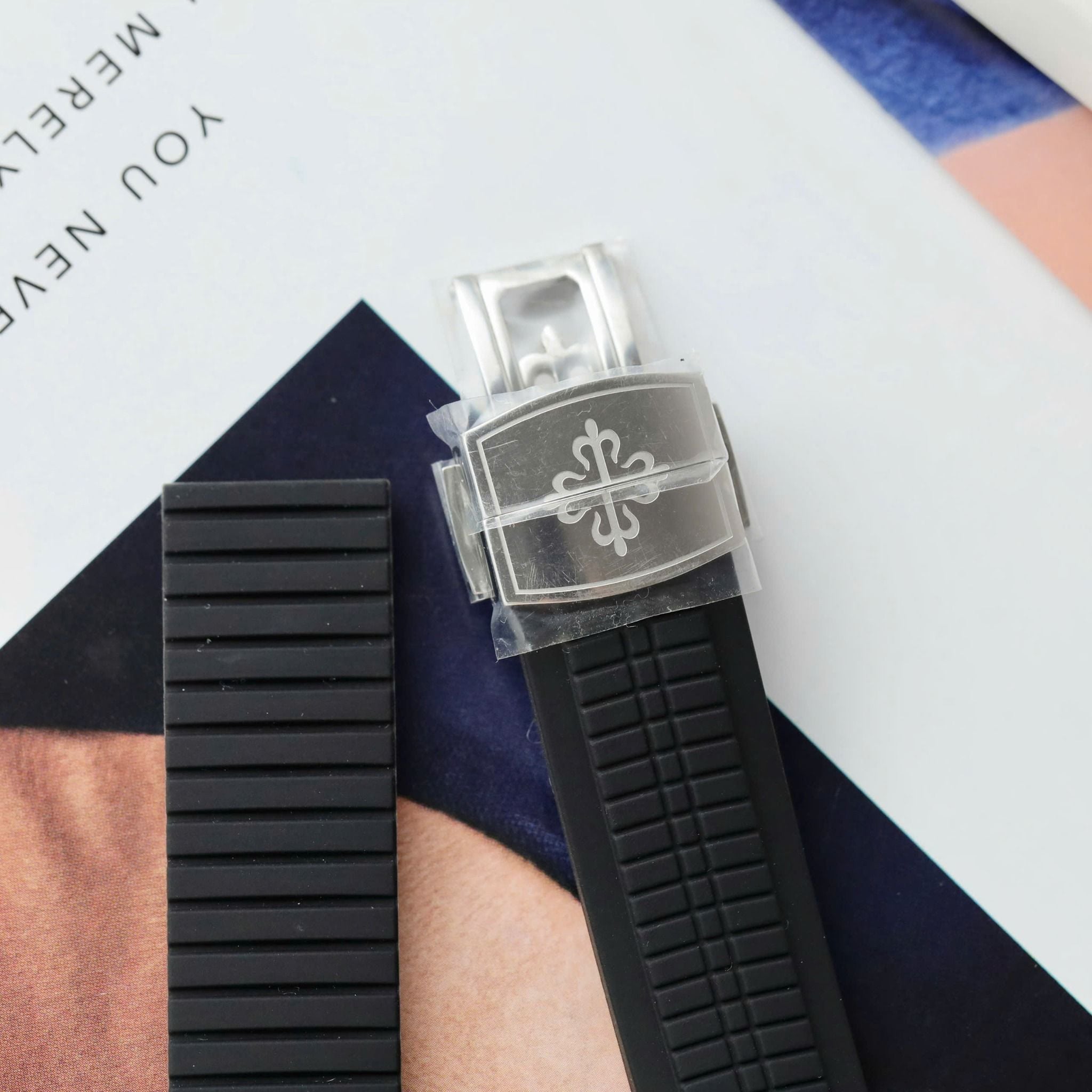PATEK PHILIPPE AQUANAUT 40 MM - Đồng Hồ Patek Philippe - Nam - DHNTT452