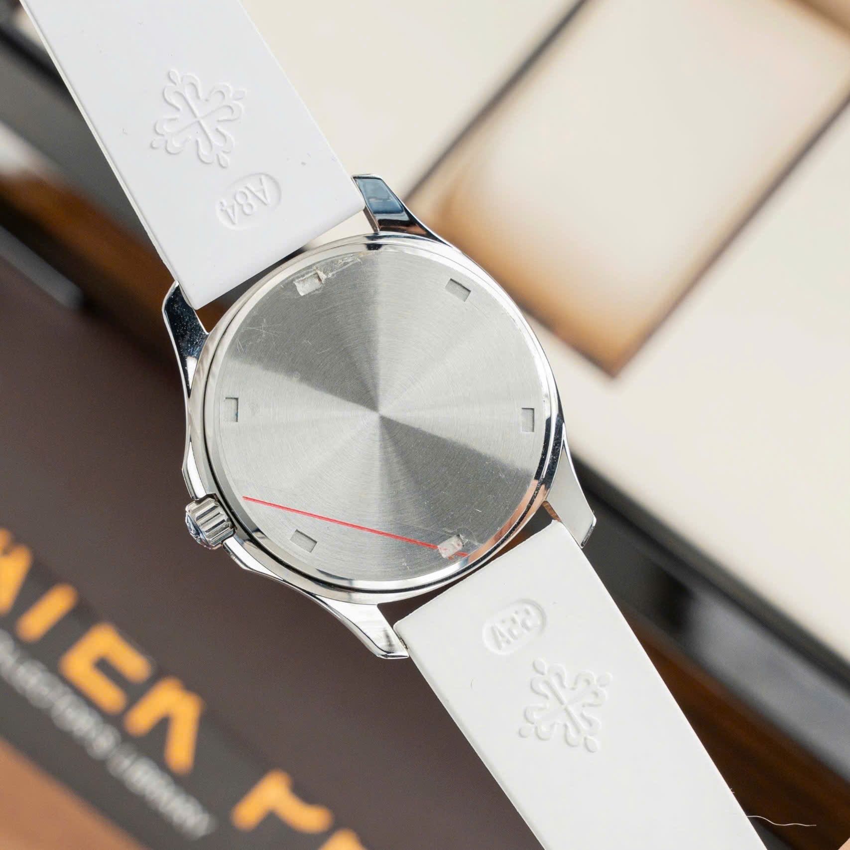 PATEK PHILIPPE AQUANAUT 36 MM - Đồng Hồ Patek Philippe - Nữ - DHTT545