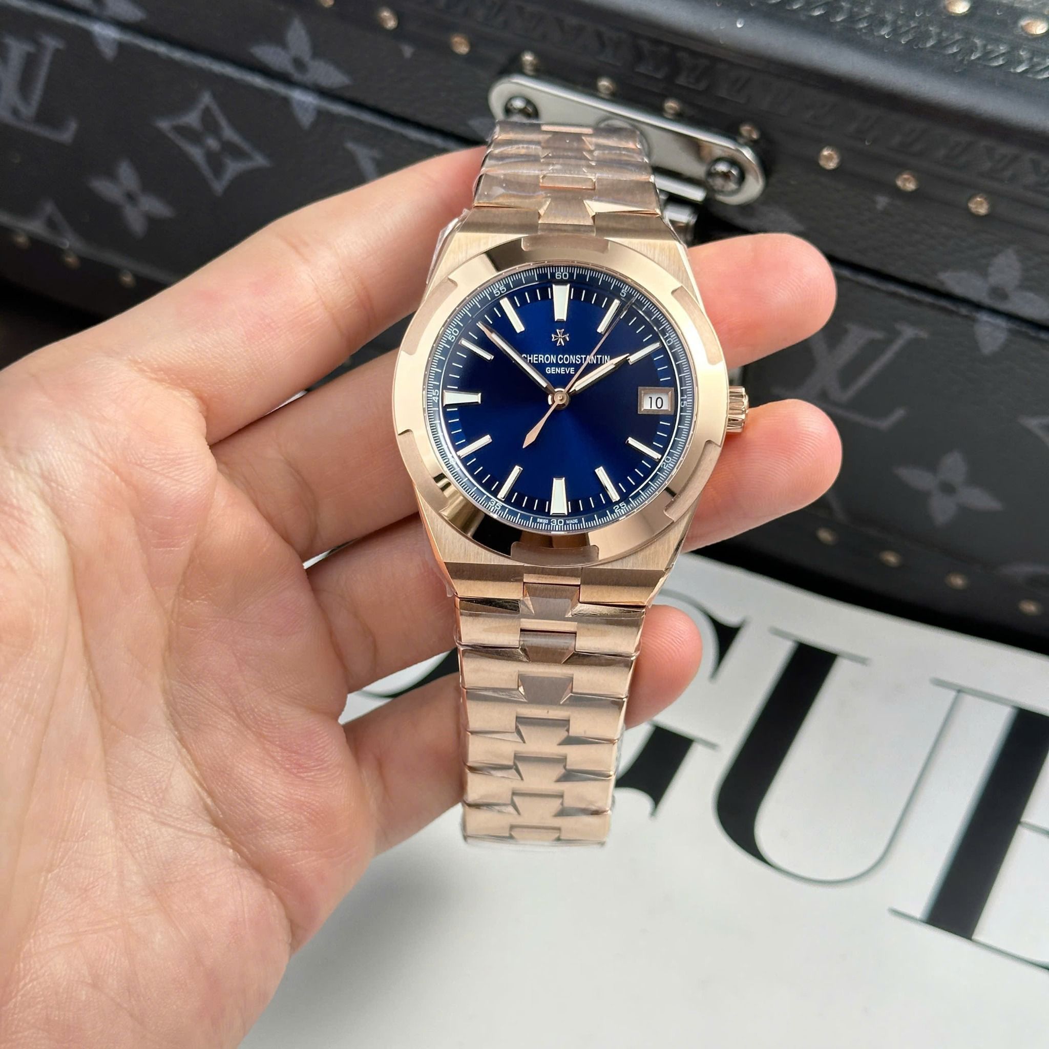 VACHERON CONSTANTIN OVERSEAS 41 MM - Đồng Hồ Vacheron Constantin - Nam - DHNTT1730