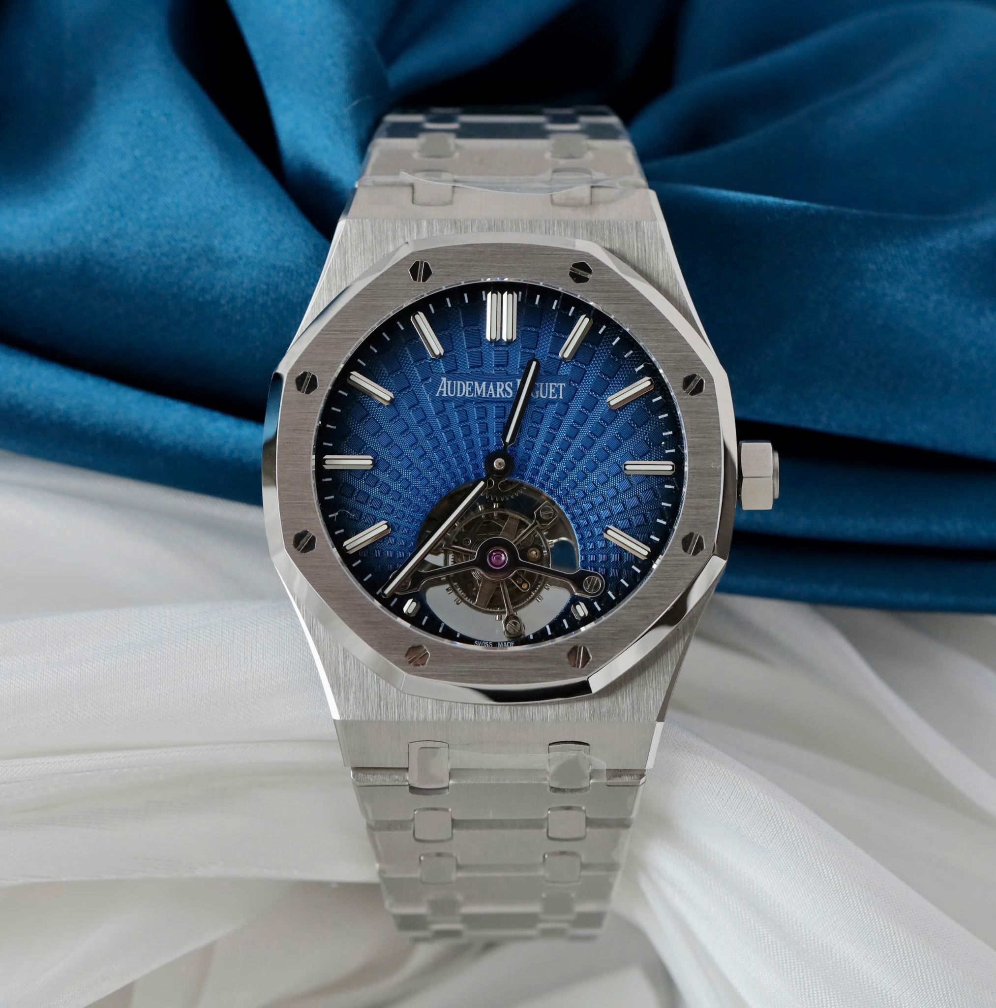 AUDEMARS PIGUET ROYAL OAK TOURBILLON 41 MM - Đồng Hồ Audemars Piguet - Nam - DHNTT663