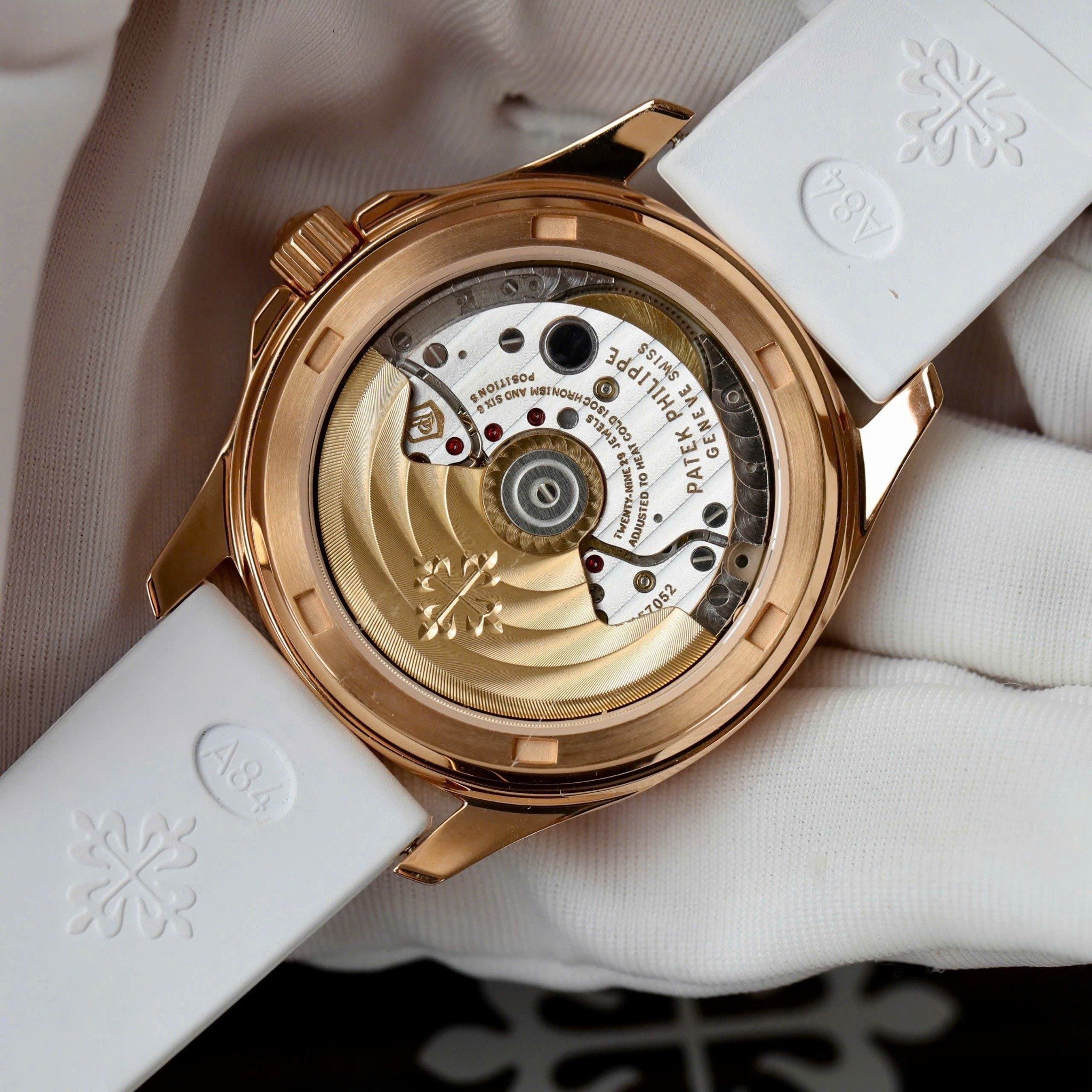 PATEK PHILIPPE AQUANAUT 36 MM - Đồng Hồ Patek Philippe - Nữ - DHTT637