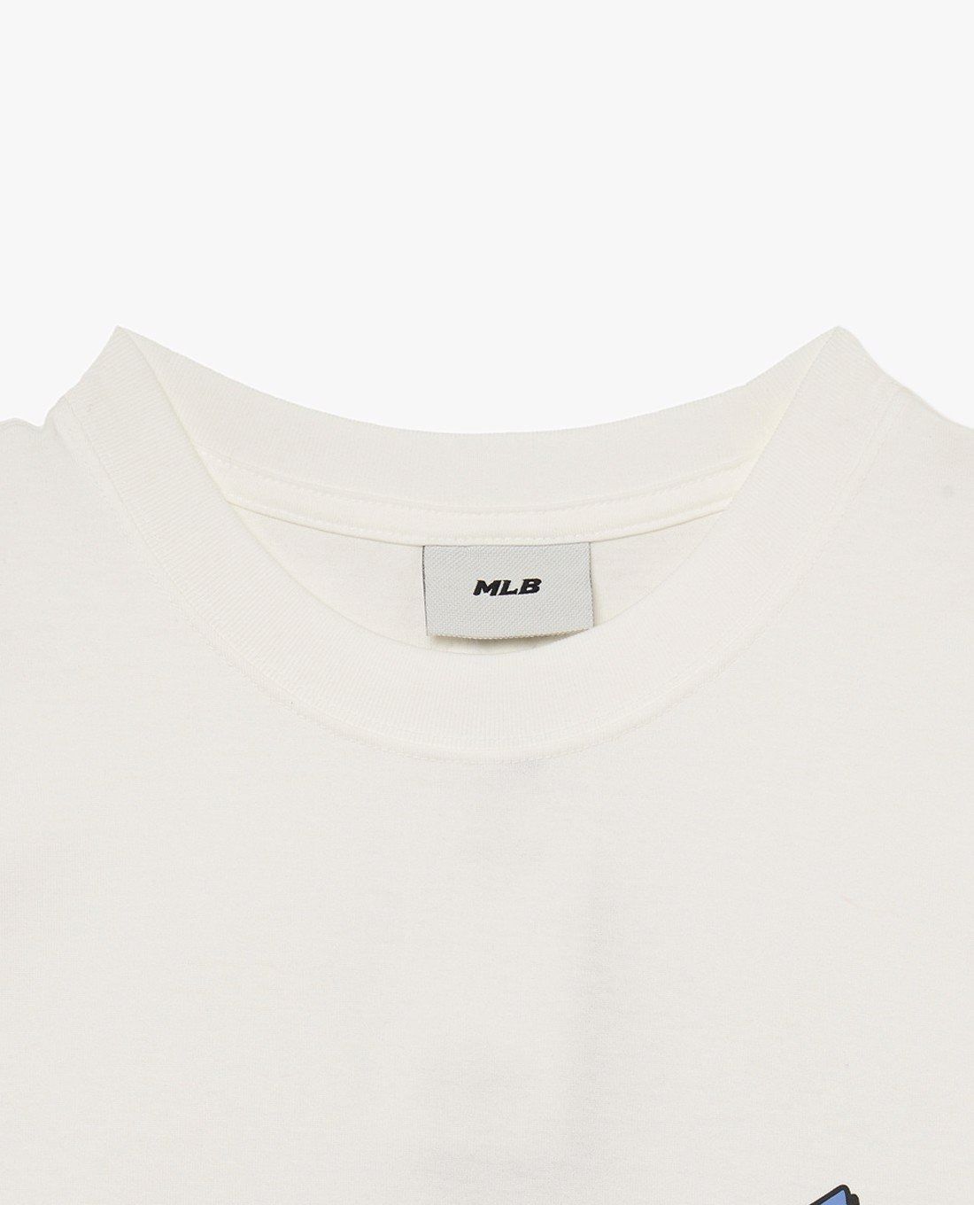  1301 - HÀNG CHÍNH HÃNG - ÁO THUN MLB - LA FLEXIN GIRL - TRẮNG - CODE: 3ATSL0533 