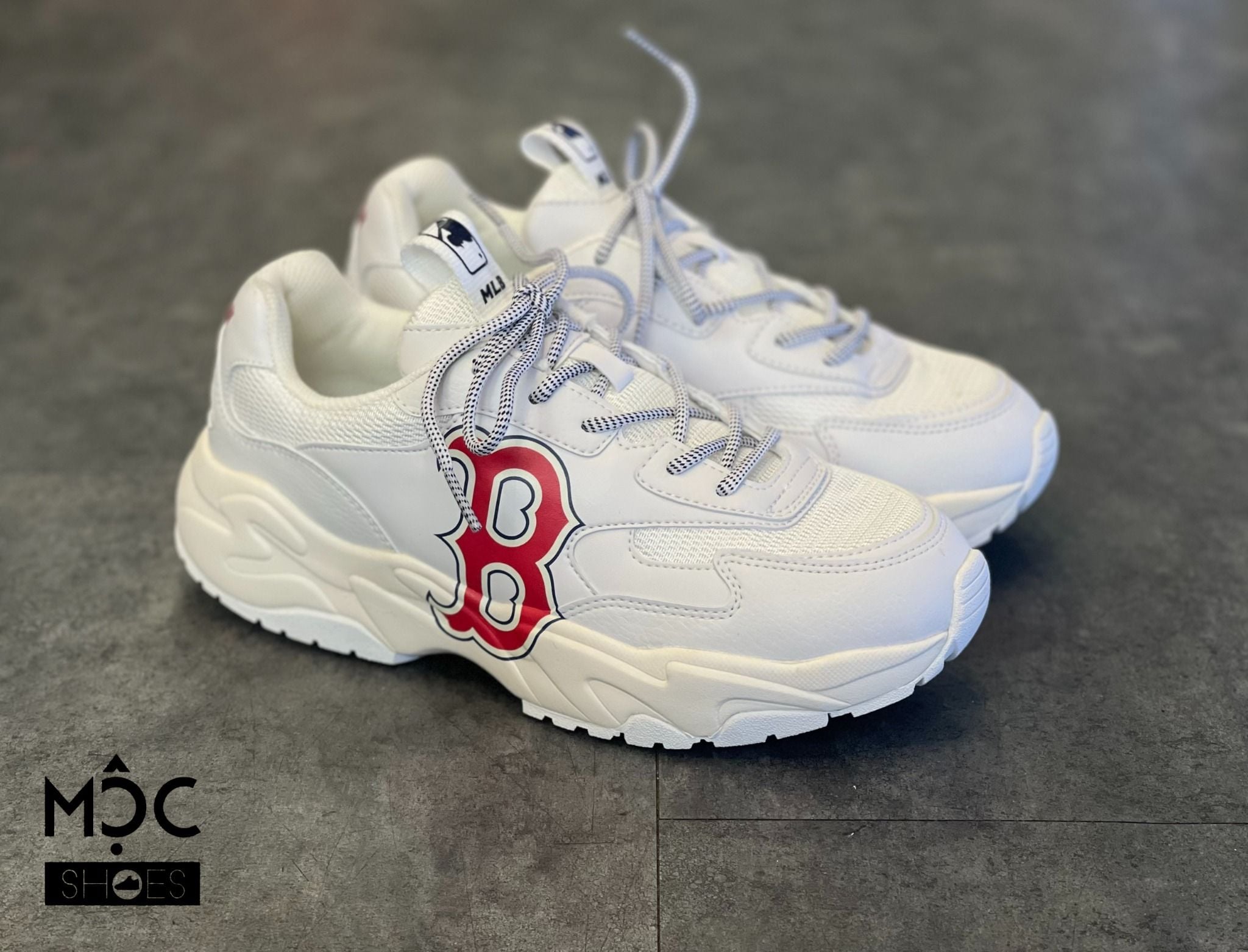  0293 - HÀNG CHÍNH HÃNG - GIÀY SNEAKER MLB CHUNKY LITE -  Logo B đỏ màu White - Code: 3ASHC3S1N (8) 