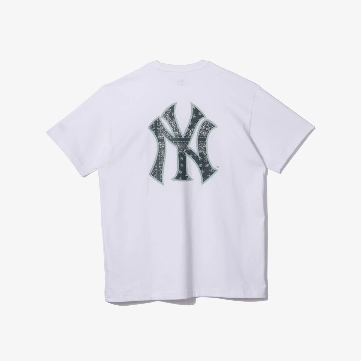  0895 - HÀNG CHÍNH HÃNG - ÁO THUN NEW ERA  - NY PAISLEY * TRẮNG *CODE : 13546477 
