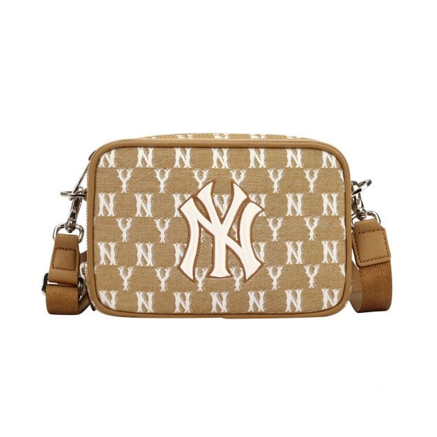  0430 - HÀNG CHÍNH HÃNG - TÚI MLB ĐEO CHÉO Monogram (Mini) Cross Bag New York Yankees *Beige* - Code: 32BGDM111-50B 