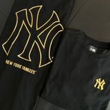  0779 - HÀNG CHÍNH HÃNG - ÁO THUN NEW ERA - NY VIỀN GOLD LOGO BASIC ĐEN - *BLACK* - Code: 12360543 