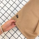  2306 - HÀNG CHÍNH HÃNG - QUẦN SHORT NEW ERA - LOGO SD NỔI - KHAHI - NÂU - CODE 14187413 