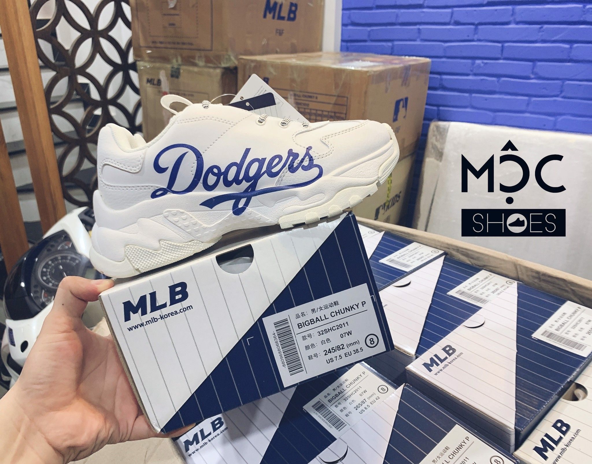  0099 - HÀNG CHÍNH HÃNG - GIÀY SNEAKER MLB BIG BALL CHUNKY DODGER - *MÀU TRẮNG LOGO XANH* - 2021** - Code: 32SHC2011 07W 