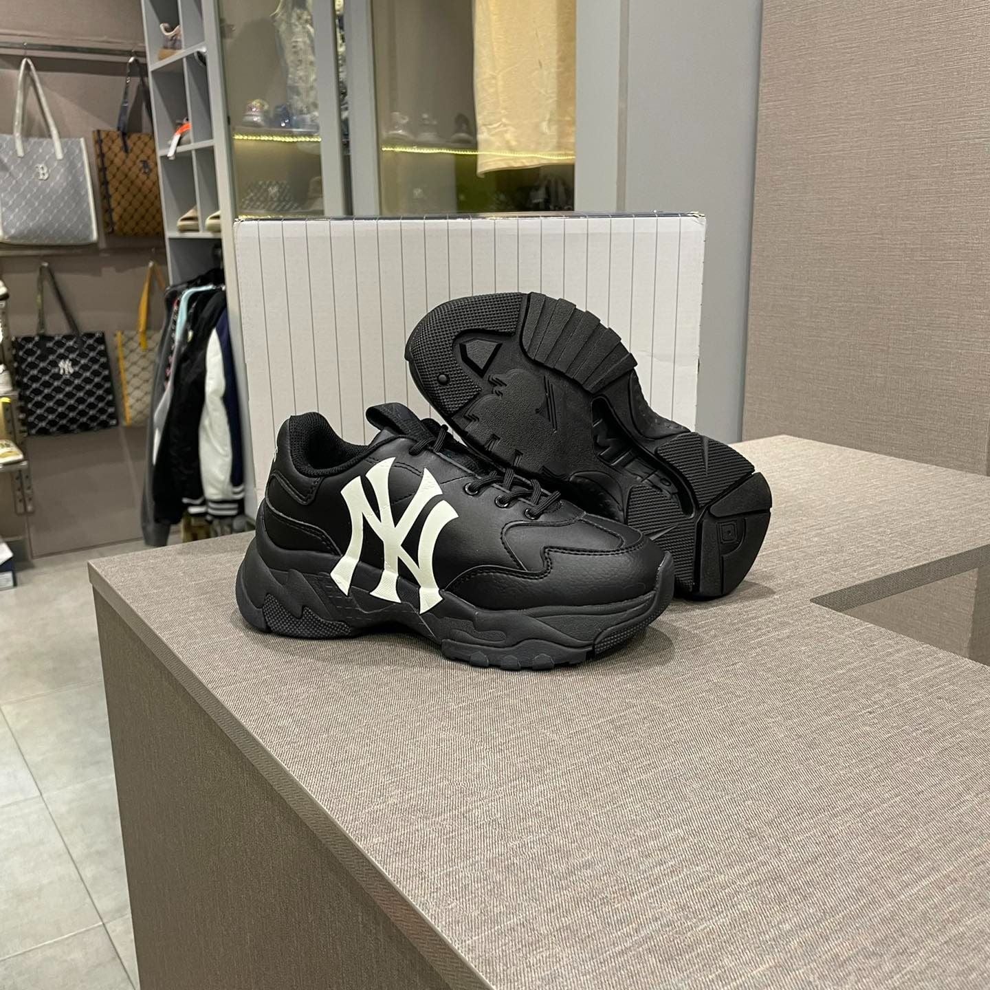  0347 - HÀNG CHÍNH HÃNG - GIÀY SNEAKER MLB CHUNKY NEW YORK NY ĐEN - *BLACK* 