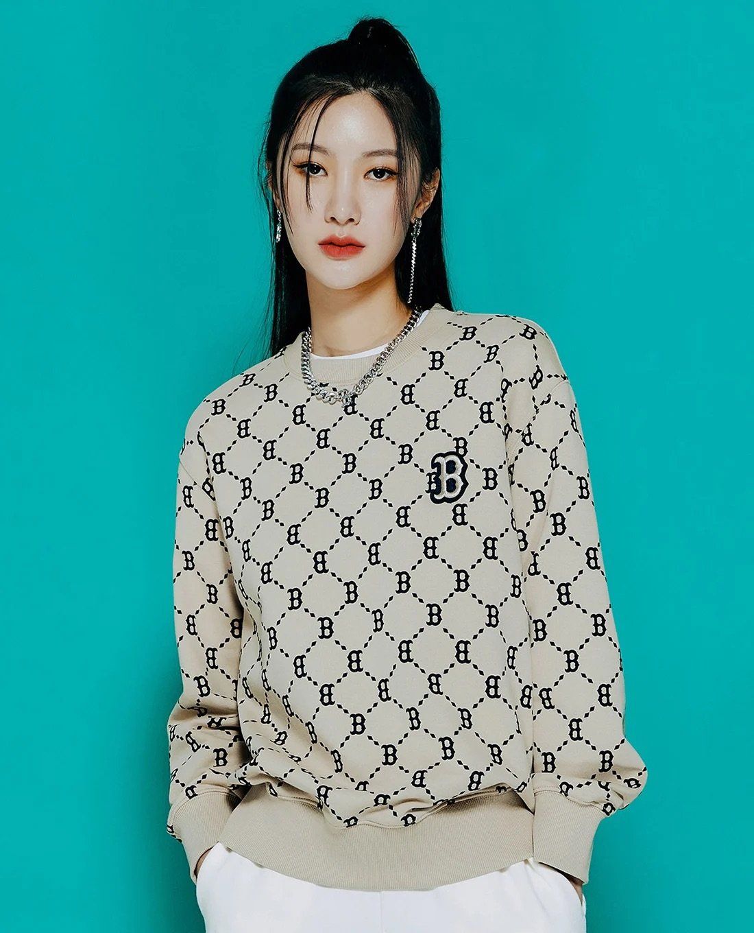  0456 - HÀNG CHÍNH HÃNG - ÁO Sweater MLB Monogram Diamond All Over Fit SweatShirt --- Màu BLACK --- *Authentic* 