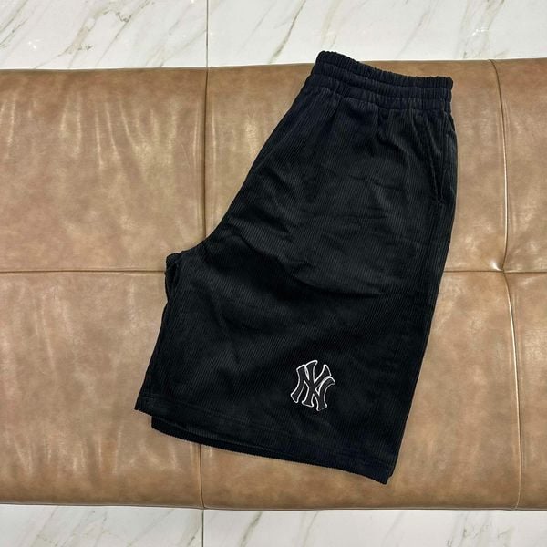  2715 - HÀNG CHÍNH HÃNG - QUẦN MLB - ĐEN NHUNG TÂM 