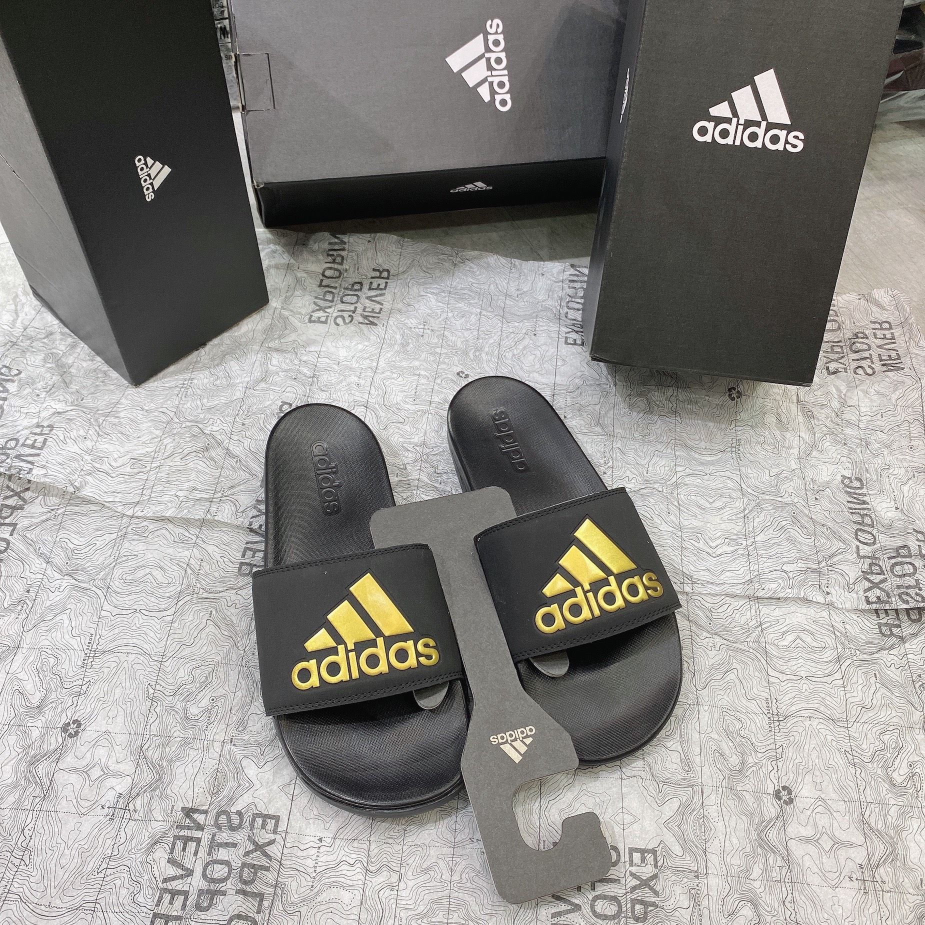  0329 - HÀNG CHÍNH HÃNG - DÉP ADIDAS CLOUDFOAM COMFORT - BIG LOGO - GOLD  (5) - Code: EG1850 