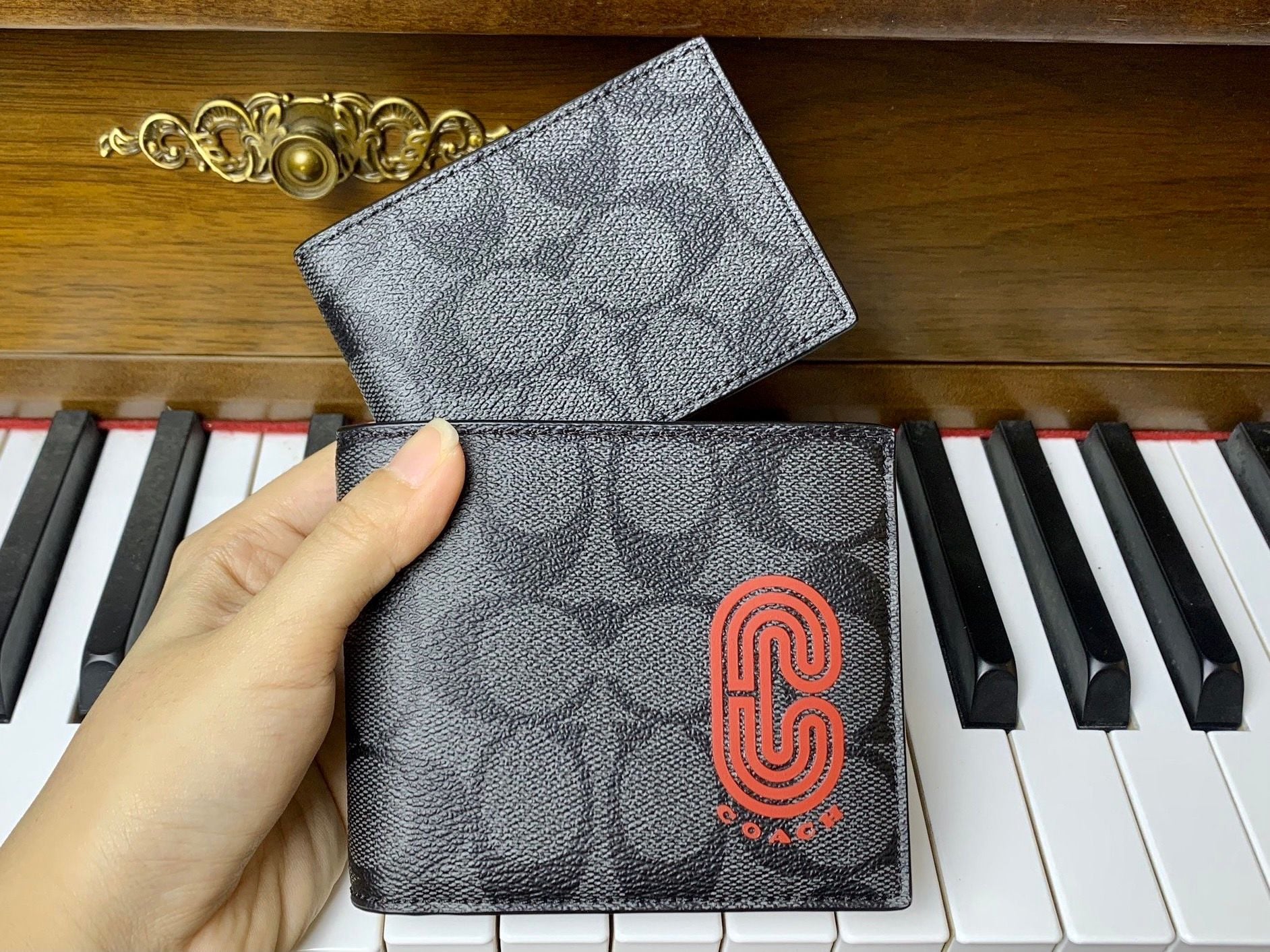  03966 - HÀNG CHÍNH HÃNG - VÍ COACH Nam NGẮN 850K - 3 in 1 