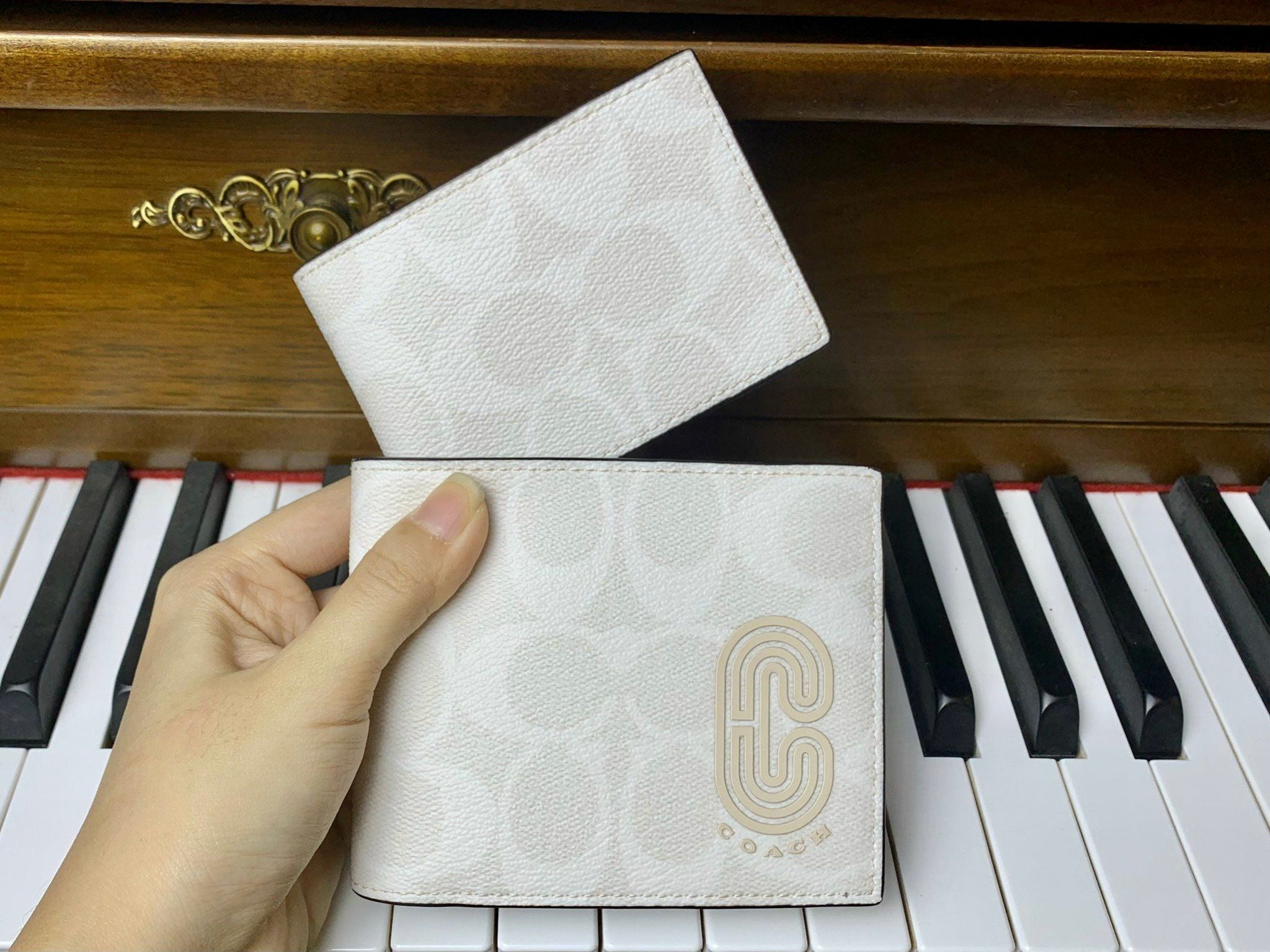  03966 - HÀNG CHÍNH HÃNG - VÍ COACH Nam NGẮN 850K - 3 in 1 