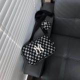  0432 - HÀNG CHÍNH HÃNG - TÚI MLB ĐEO CHÉO Monogram (LỚN) Cross Bag New York Yankees *BLACK* - Code: 3ACRM012N-50BKS 