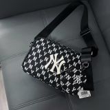  0432 - HÀNG CHÍNH HÃNG - TÚI MLB ĐEO CHÉO Monogram (LỚN) Cross Bag New York Yankees *BLACK* - Code: 3ACRM012N-50BKS 