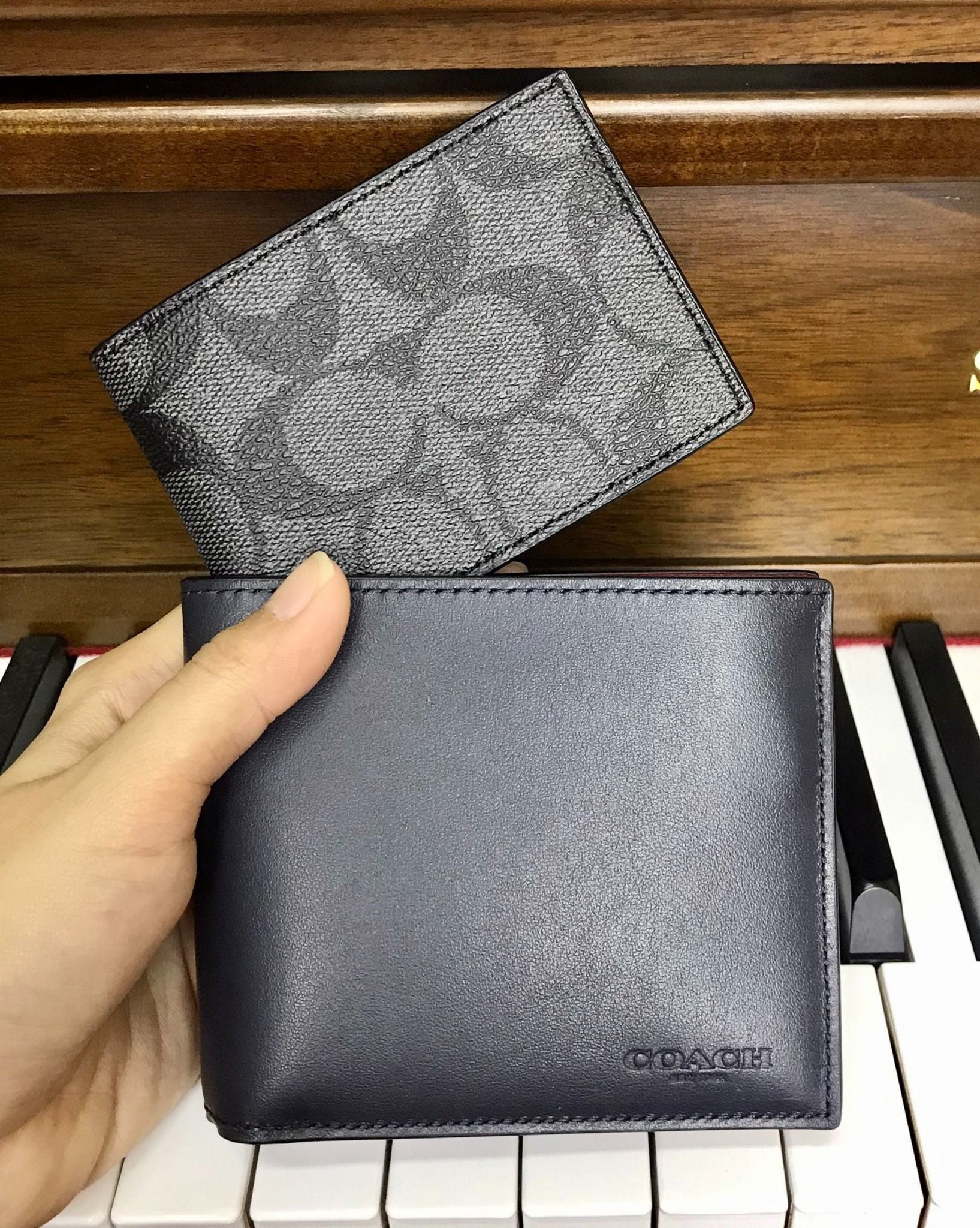  03966 - HÀNG CHÍNH HÃNG - VÍ COACH Nam NGẮN 850K - 3 in 1 