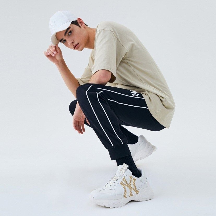  0242 - HÀNG CHÍNH HÃNG - GIÀY SNEAKER MLB CHUNKY NEW YORK MONOGRAM LT - *WHITE LOGO* - 2021** - Code: 32SHCM011-50I 