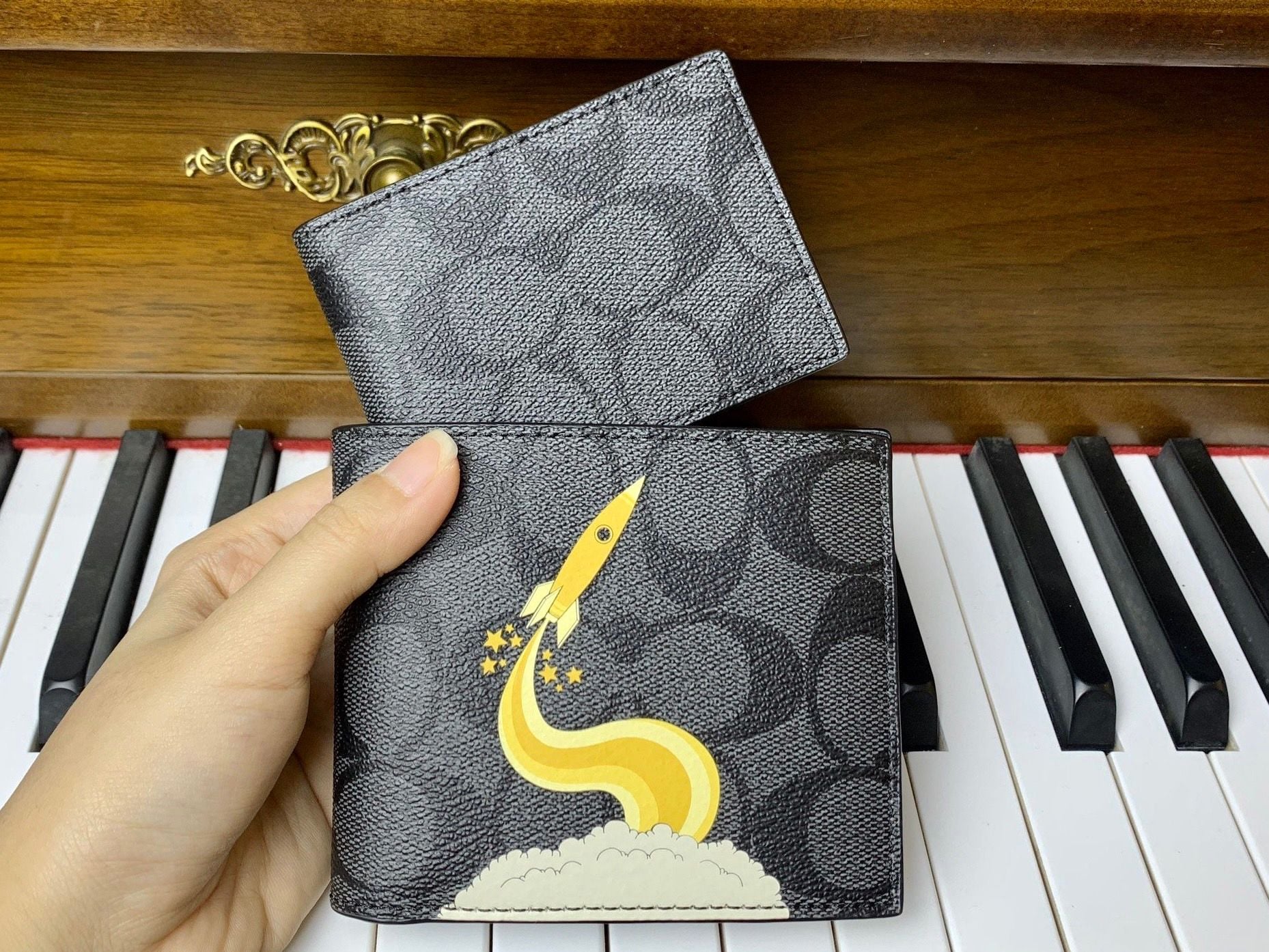  03966 - HÀNG CHÍNH HÃNG - VÍ COACH Nam NGẮN 850K - 3 in 1 