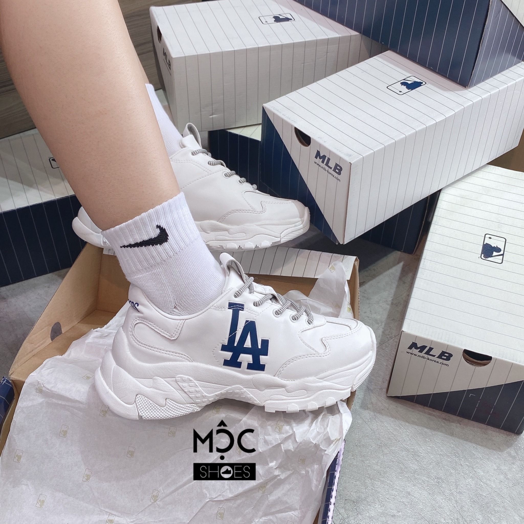  0273 - [CHÍNH HÃNG] Giày Sneaker MLB Big Ball Chunky LA Leather 