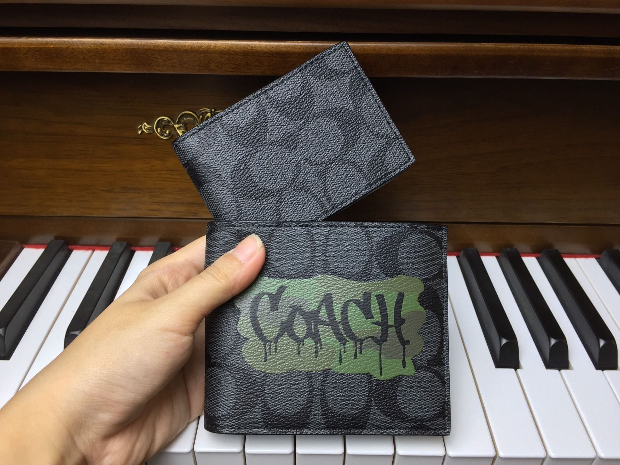  03966 - HÀNG CHÍNH HÃNG - VÍ COACH Nam NGẮN 850K - 3 in 1 