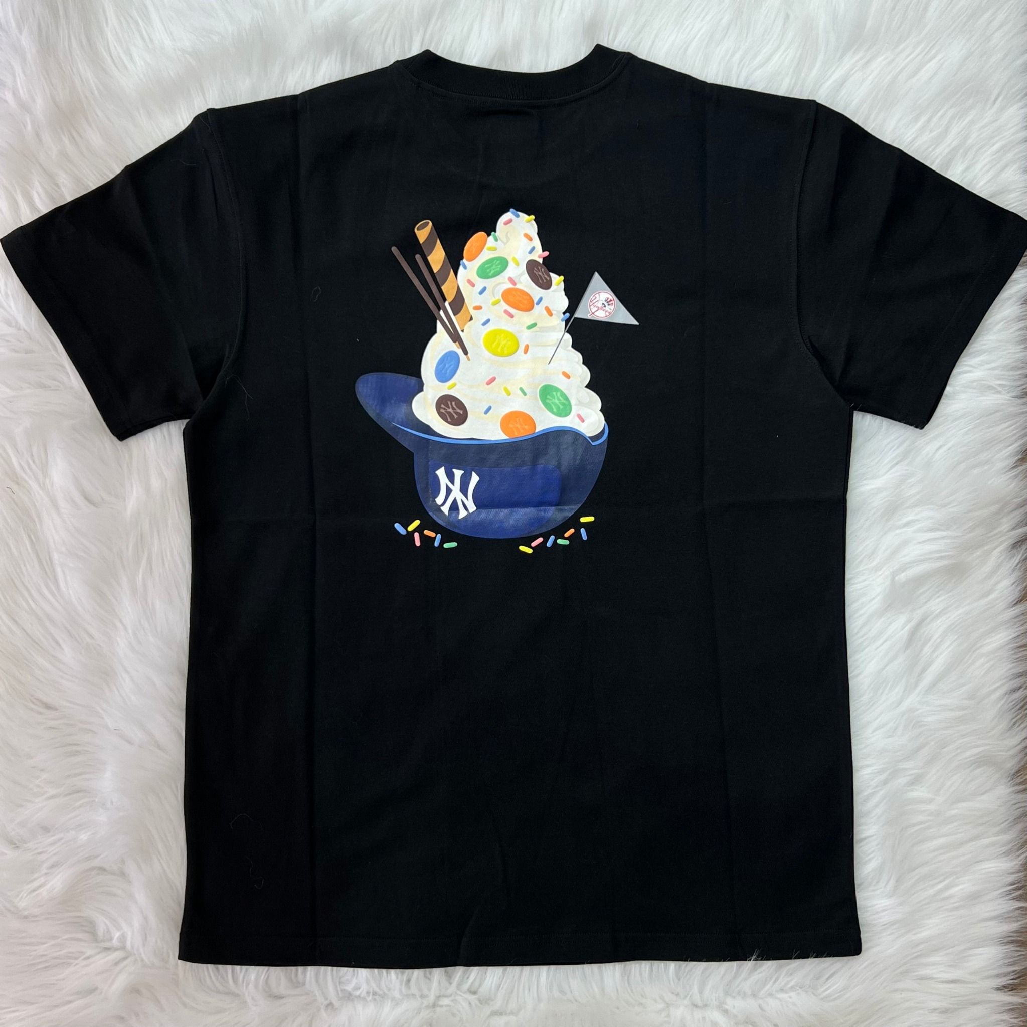  0856 - HÀNG CHÍNH HÃNG - ÁO THUN NEW ERA - HÌNH LY KEM ĐEN -*BLACK* - CODE: 13086607 